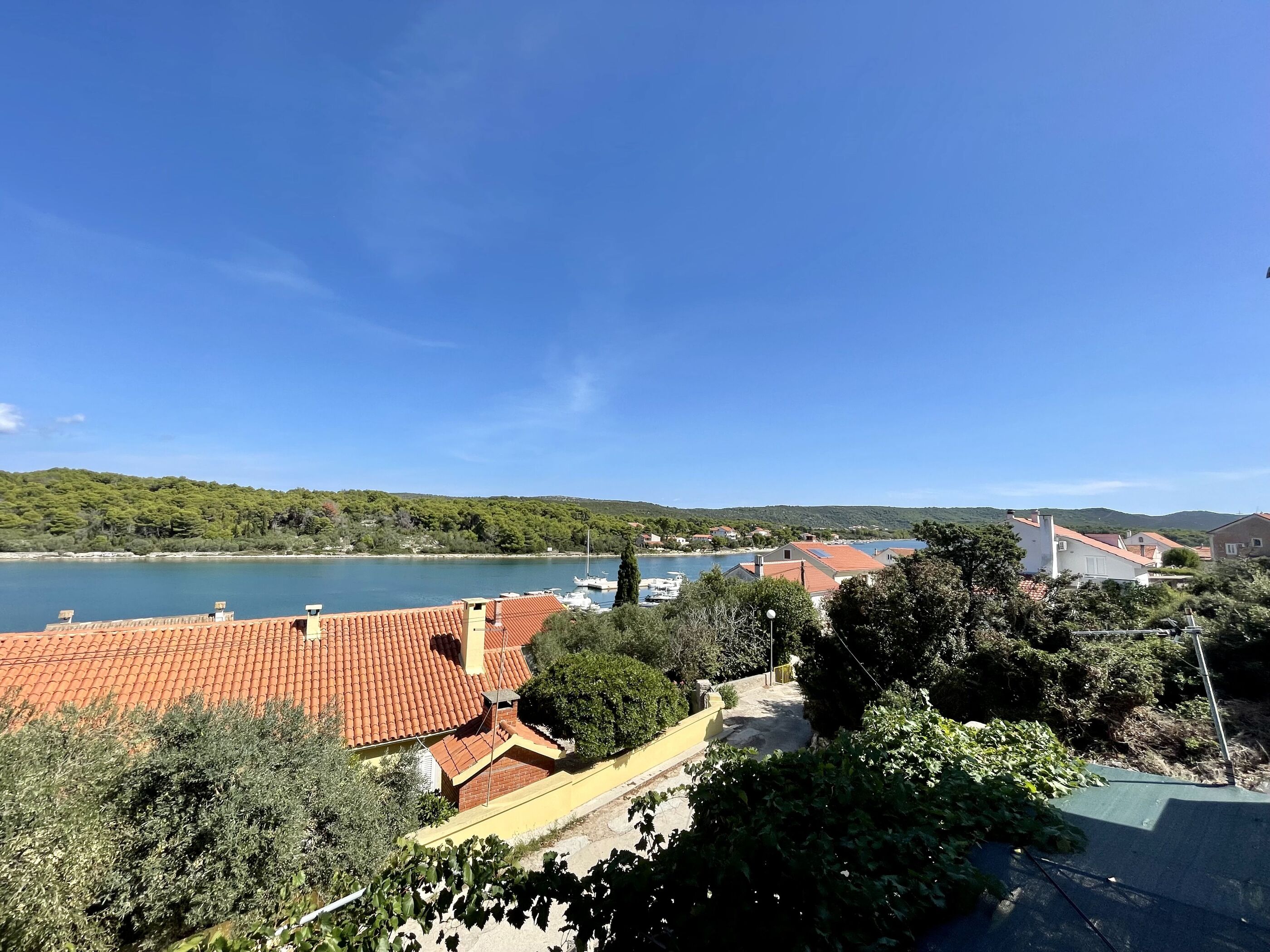 Apartments Veli Rat 89391-A2