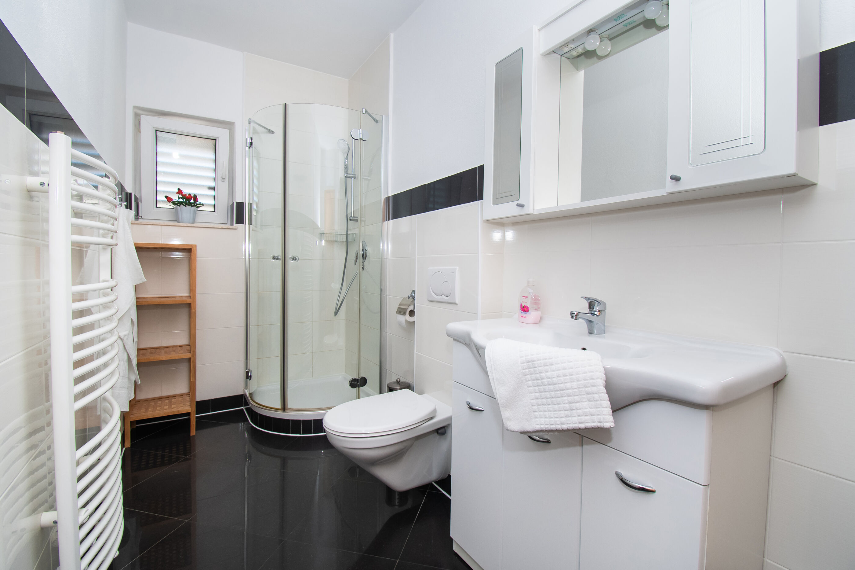 Apartments Kendes 48311-A5