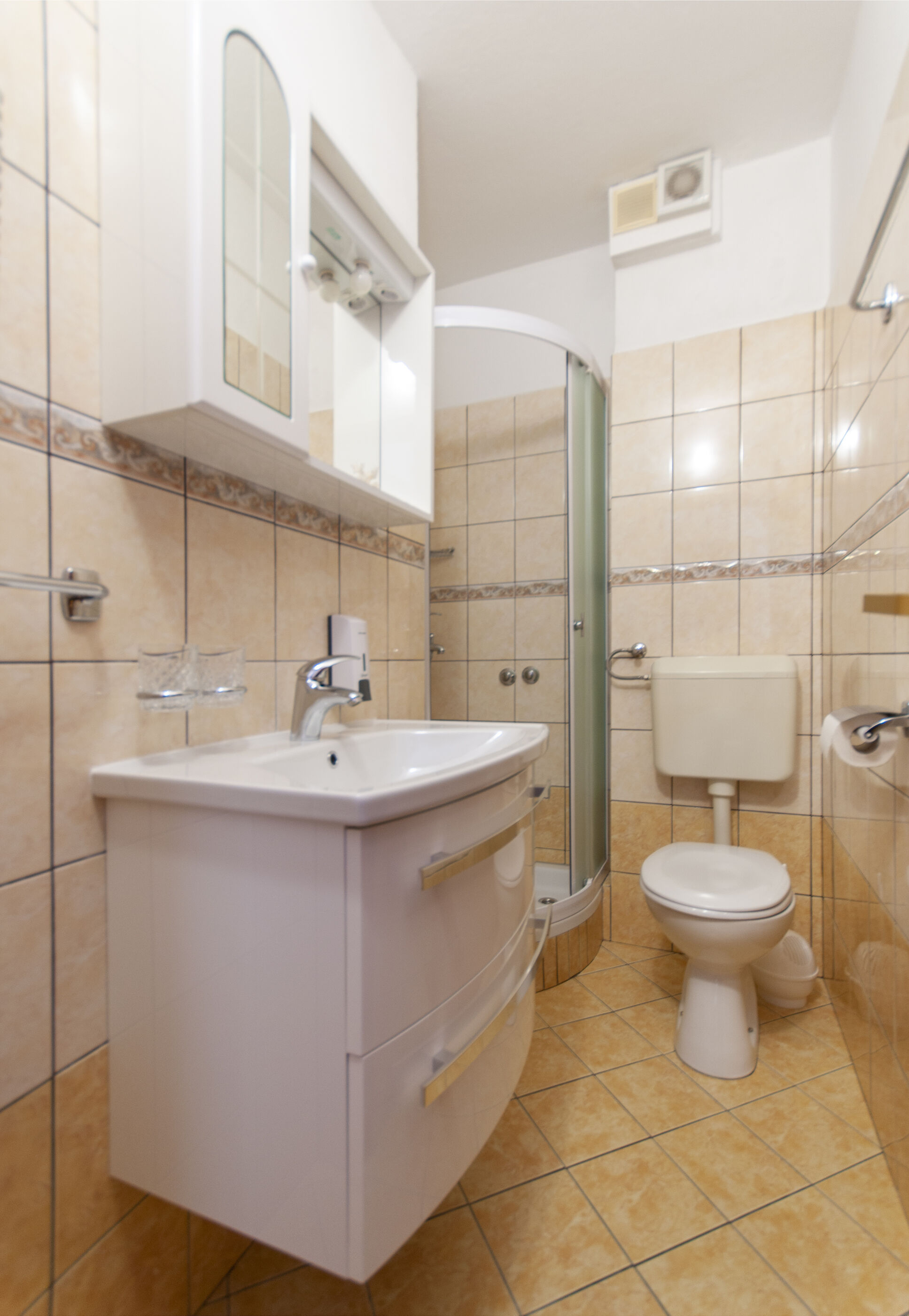 Apartments Blaženka 84221-A2