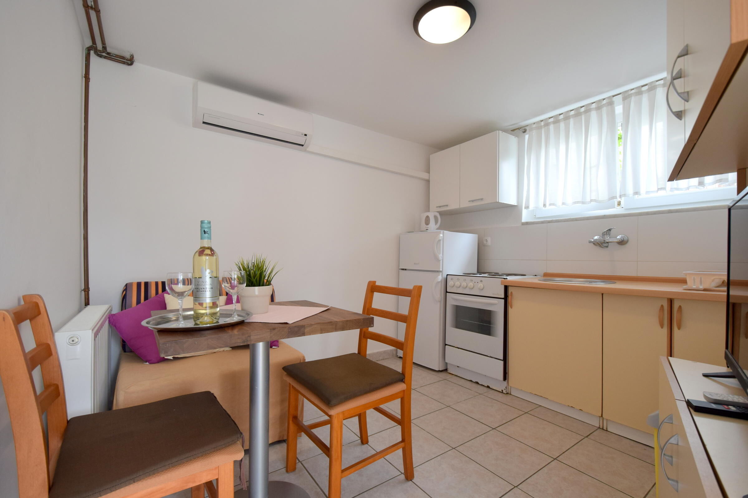 Apartments Julia 62044-A3