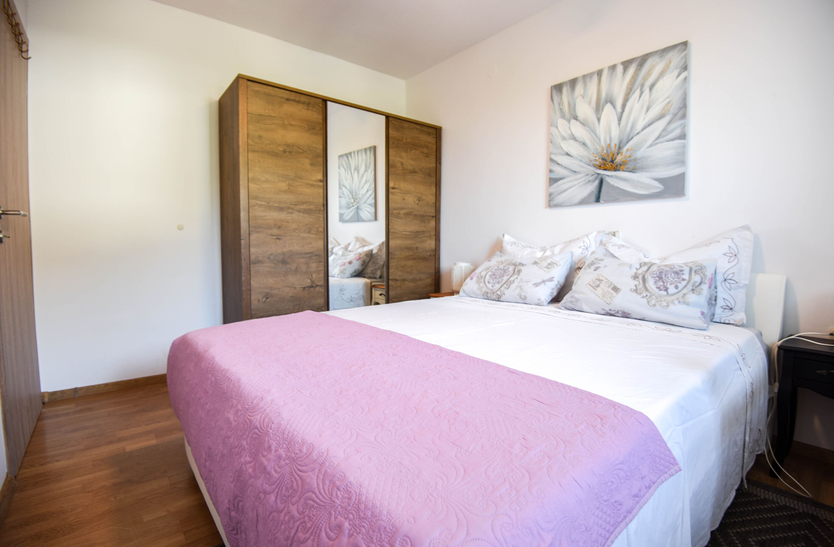 House Sandra 48881-A1