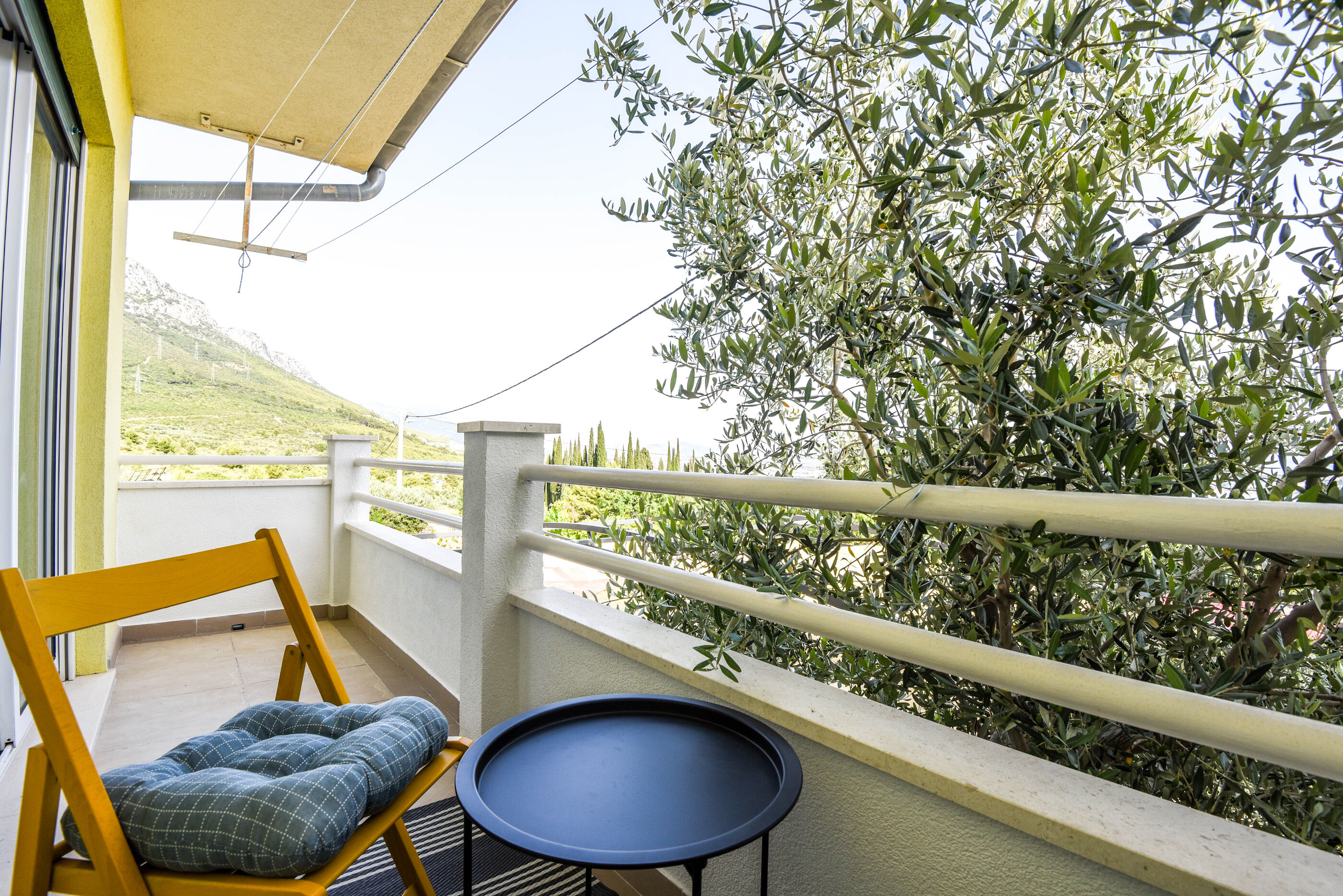 House Sandra 48881-A1