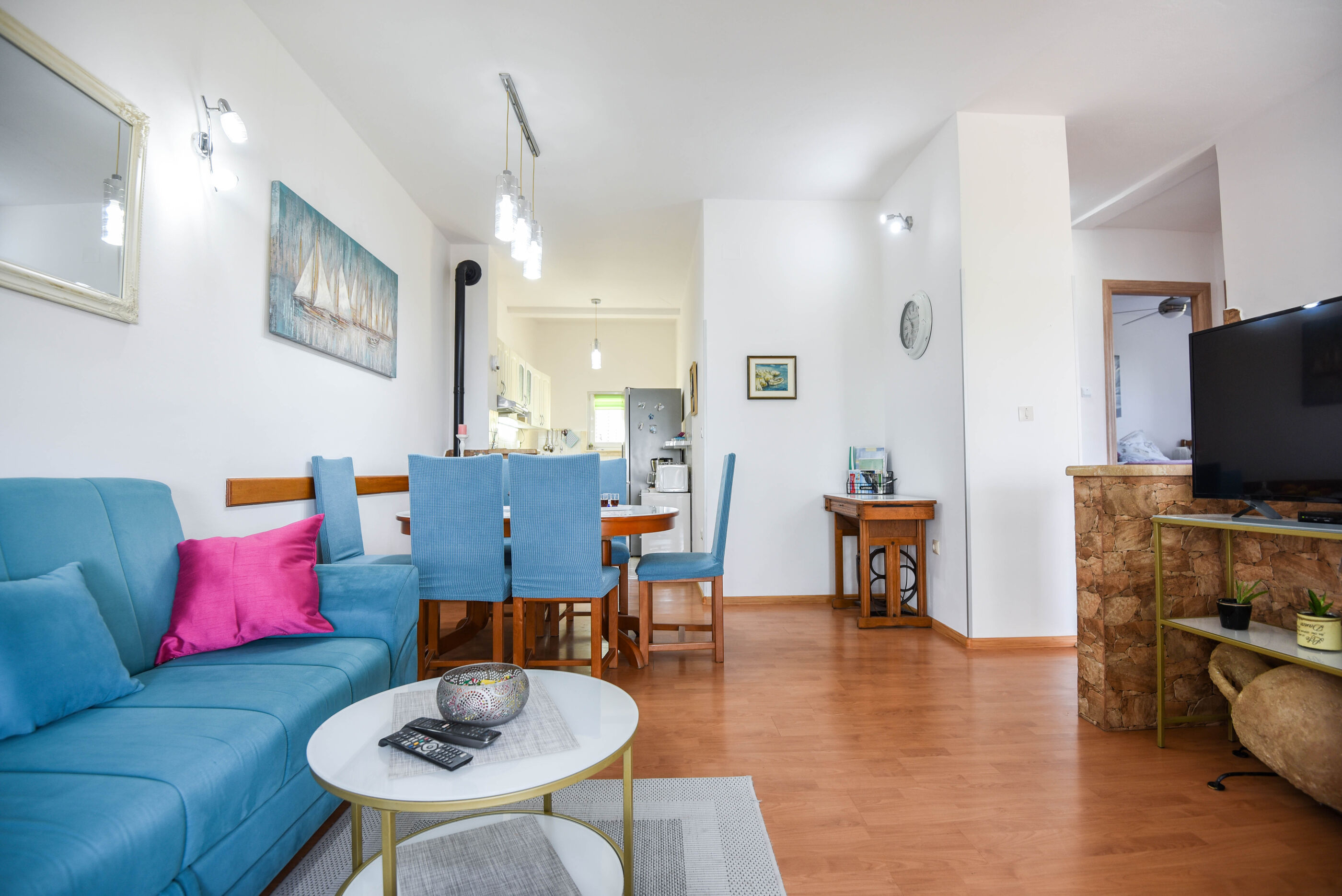 House Sandra 48881-A1