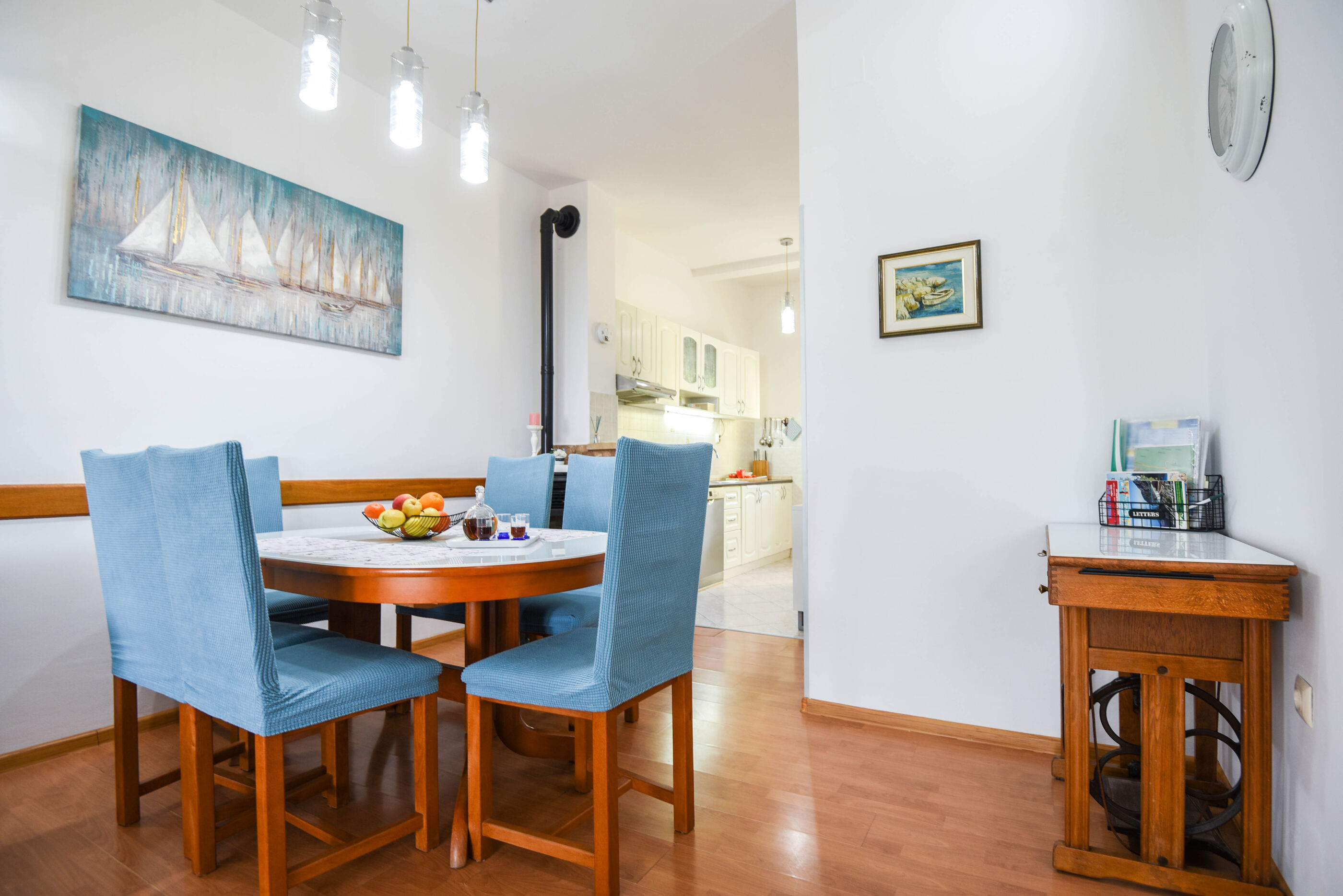 House Sandra 48881-A1