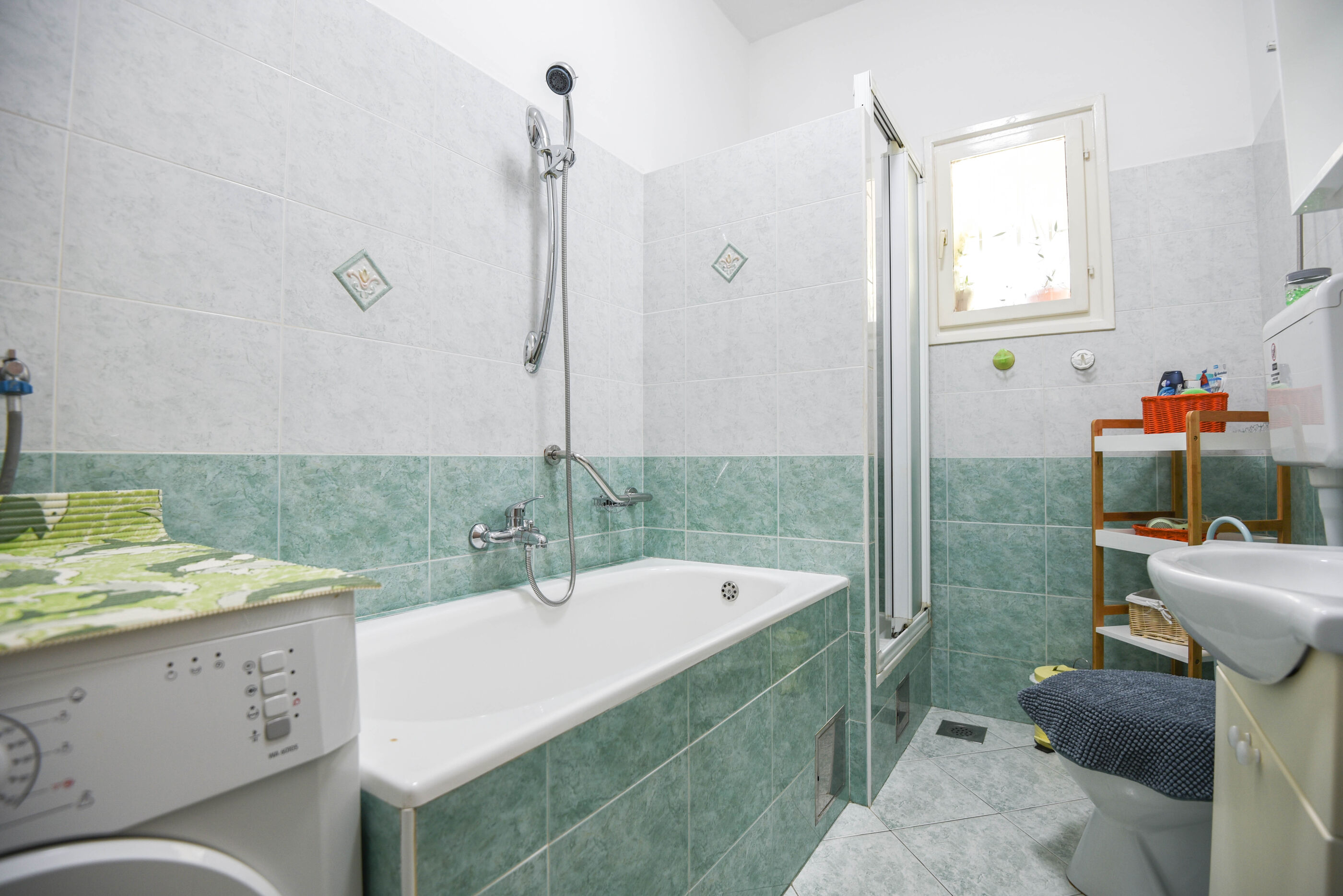 House Sandra 48881-A1