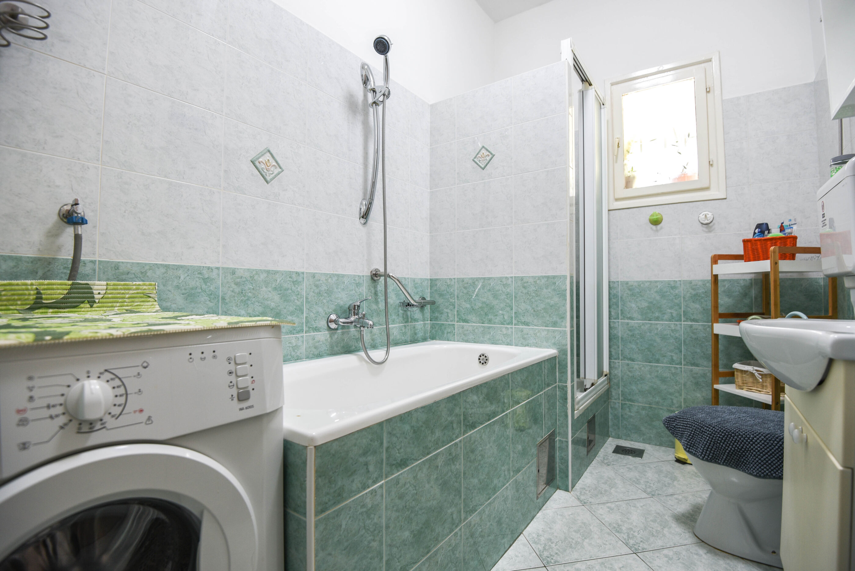 House Sandra 48881-A1