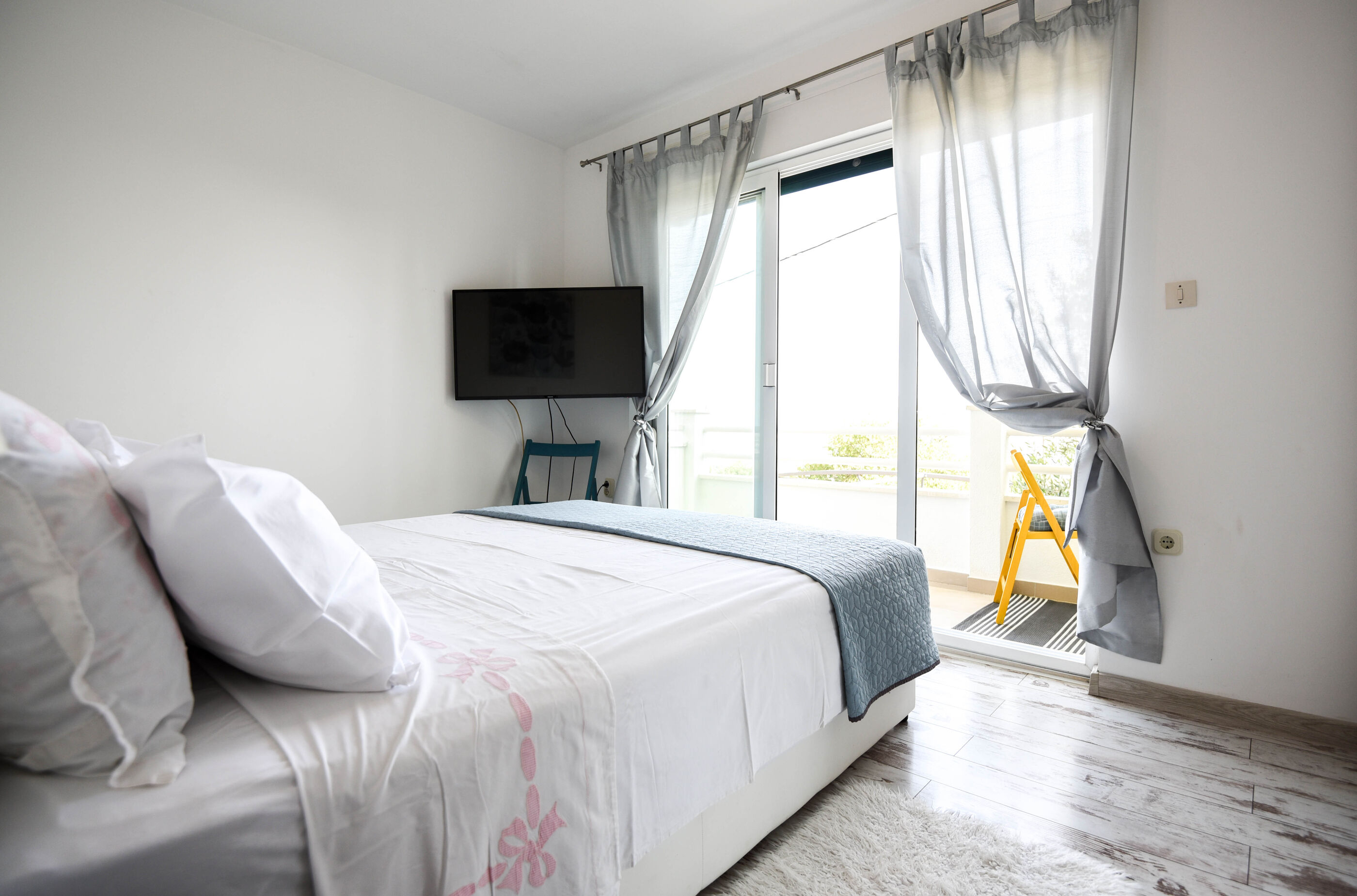 House Sandra 48881-A1