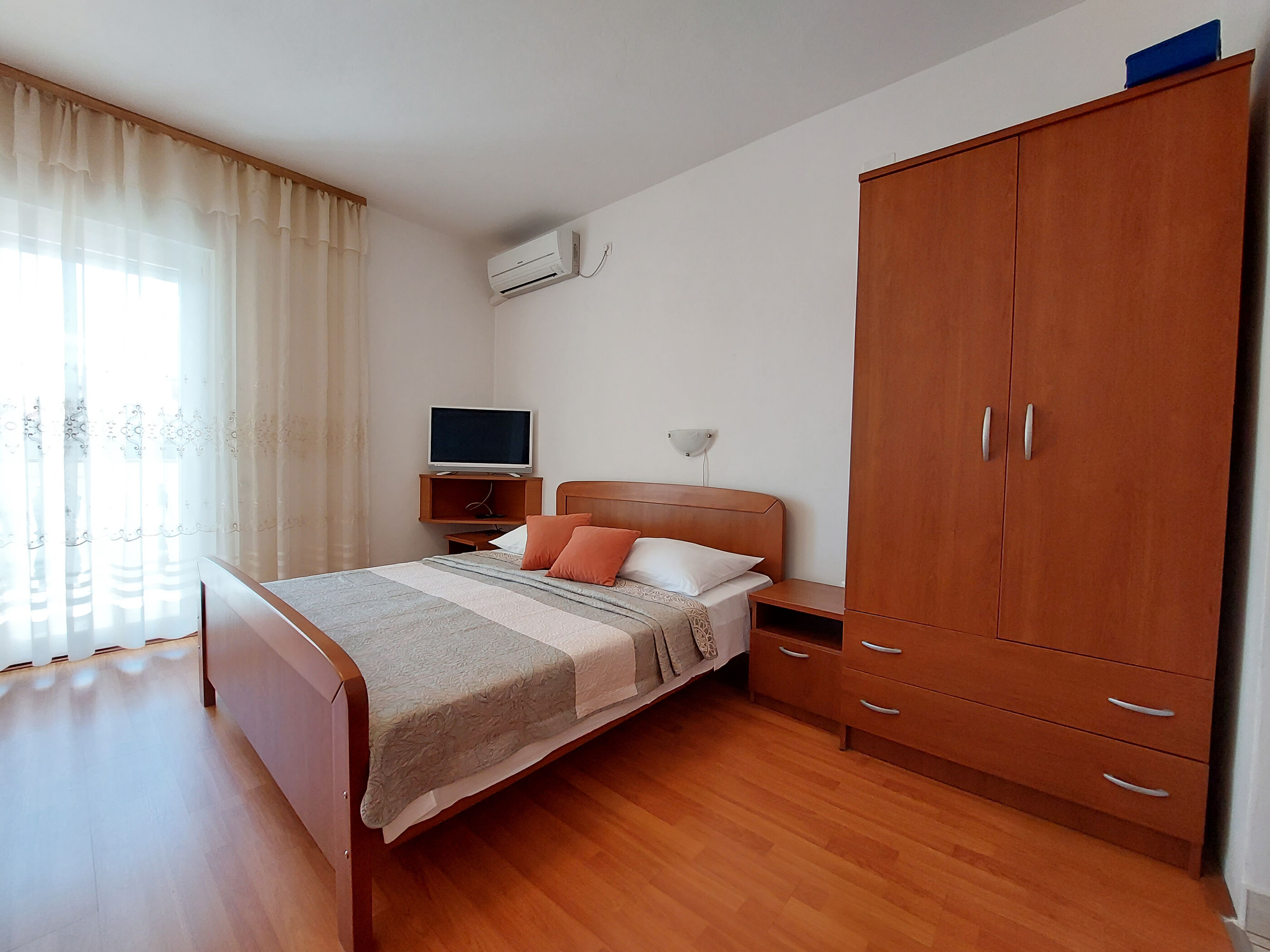 Apartments Irena 84953-A2