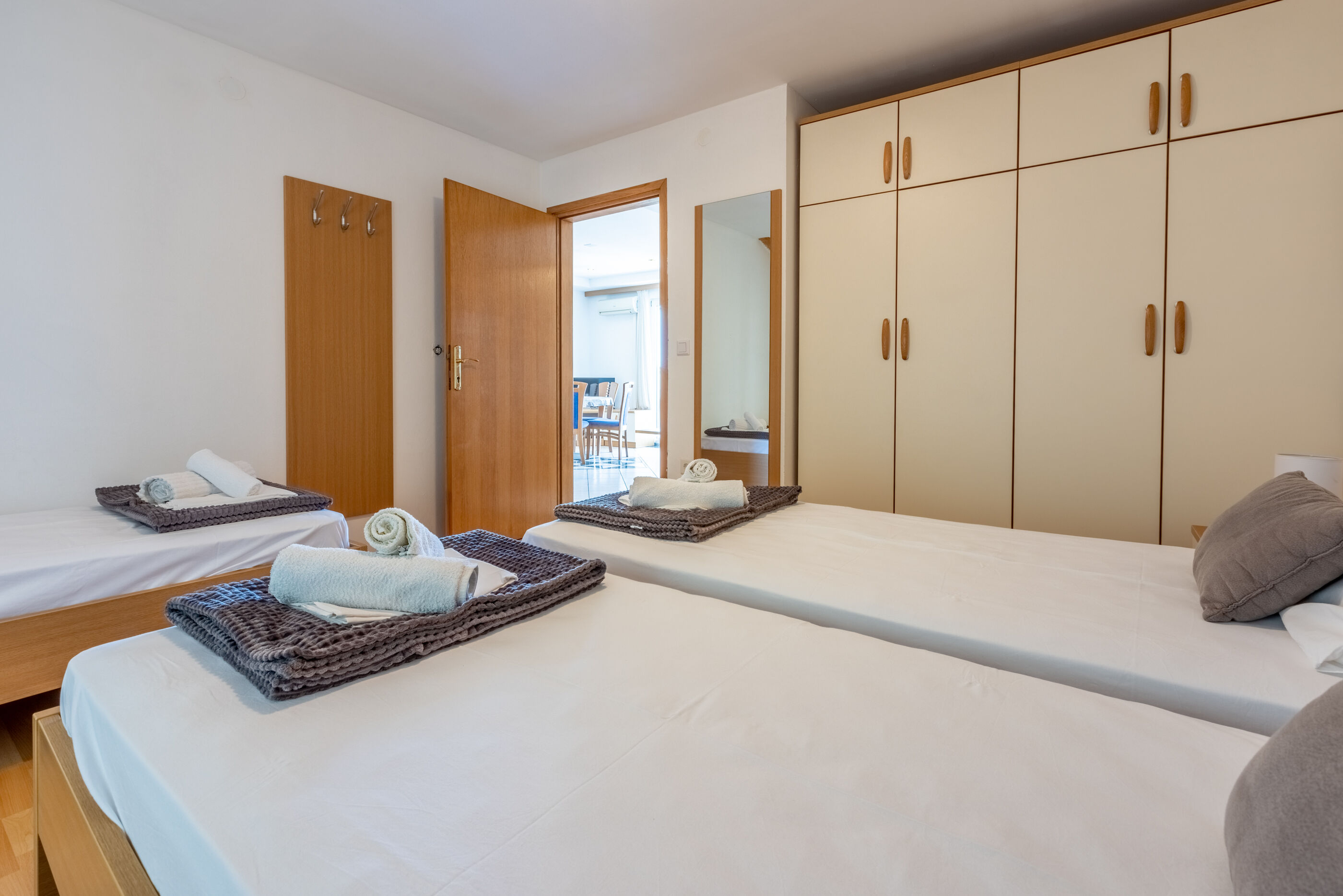 Apartments NEVEN 62696-A1
