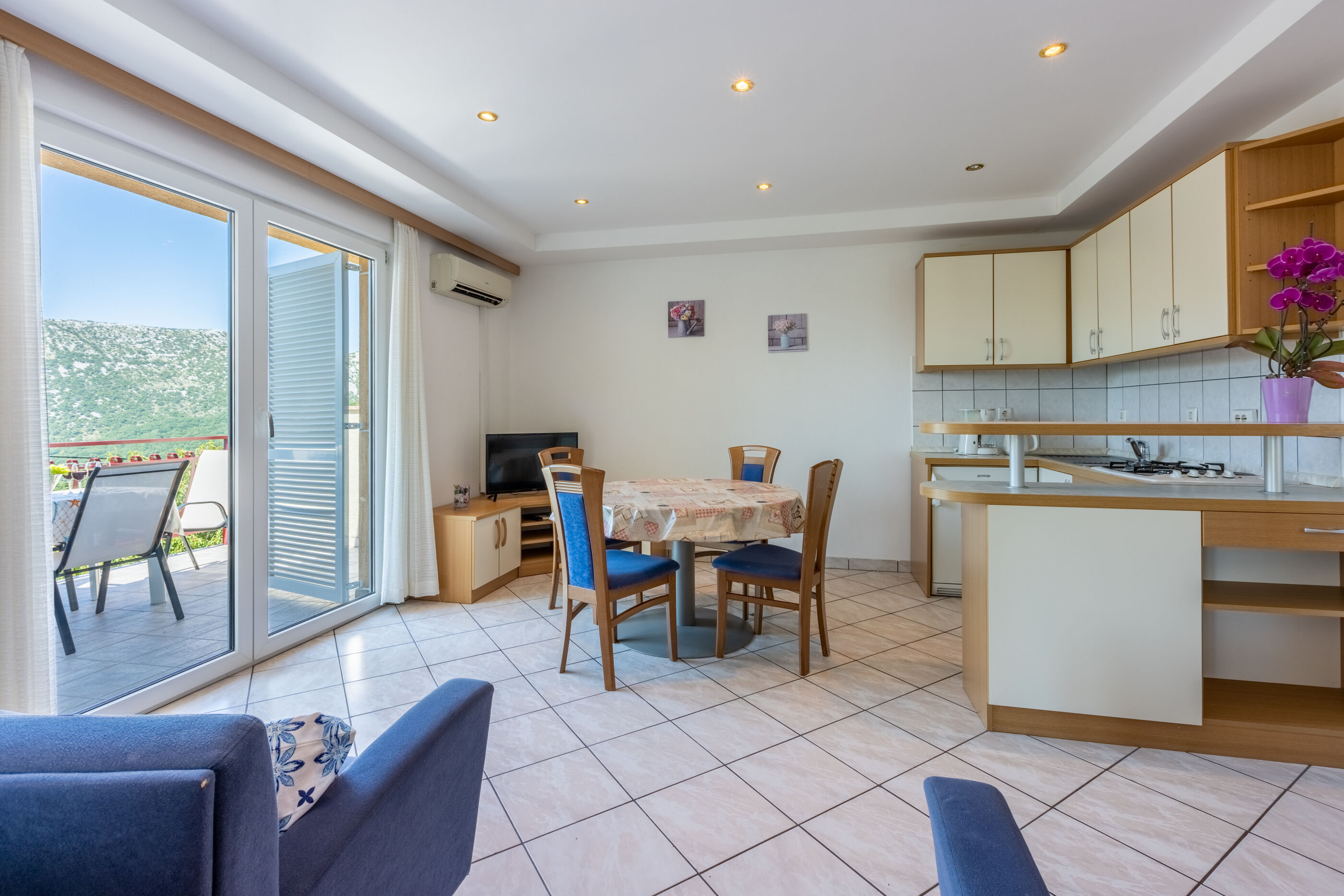 Apartments NEVEN 62696-A2