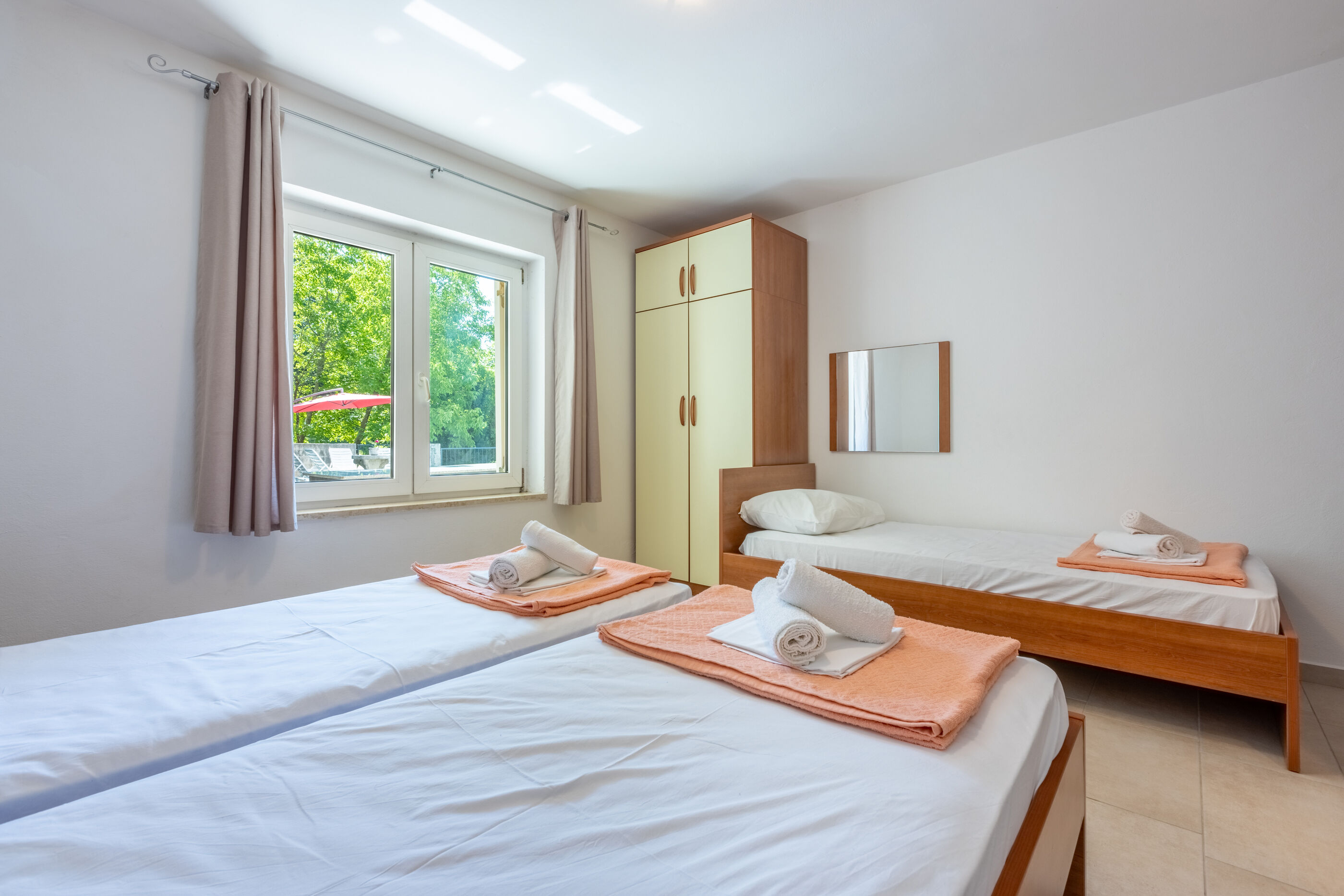 Apartments NEVEN 62696-A4