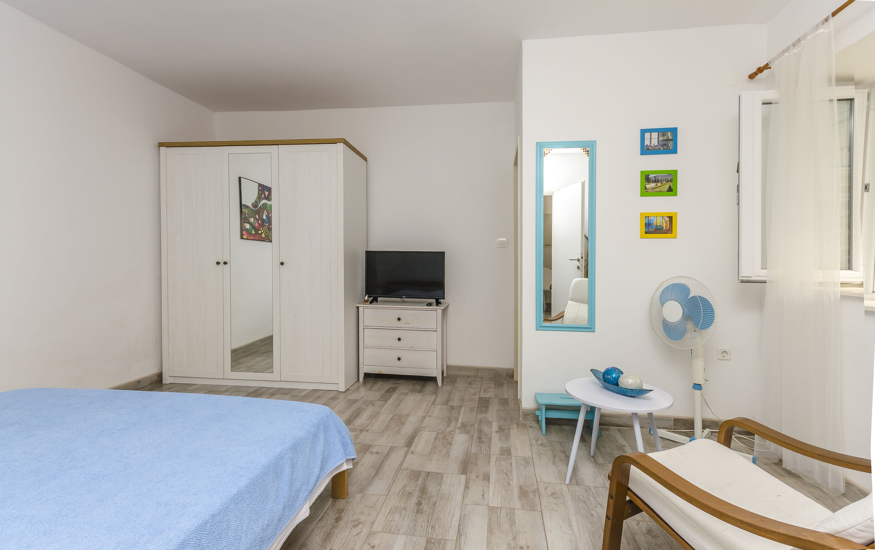 Apartments Tribunj Mali mago 38851-A1
