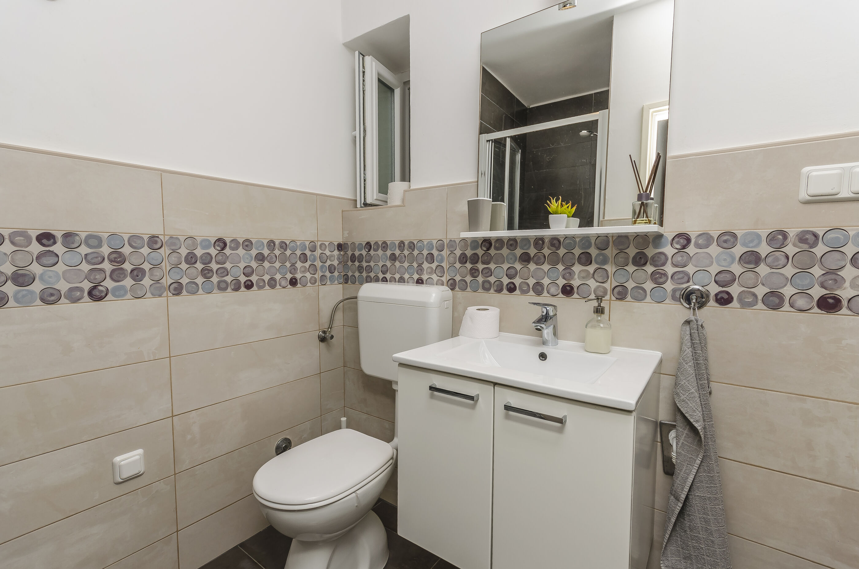 Apartments Tribunj Mali mago 38851-A1