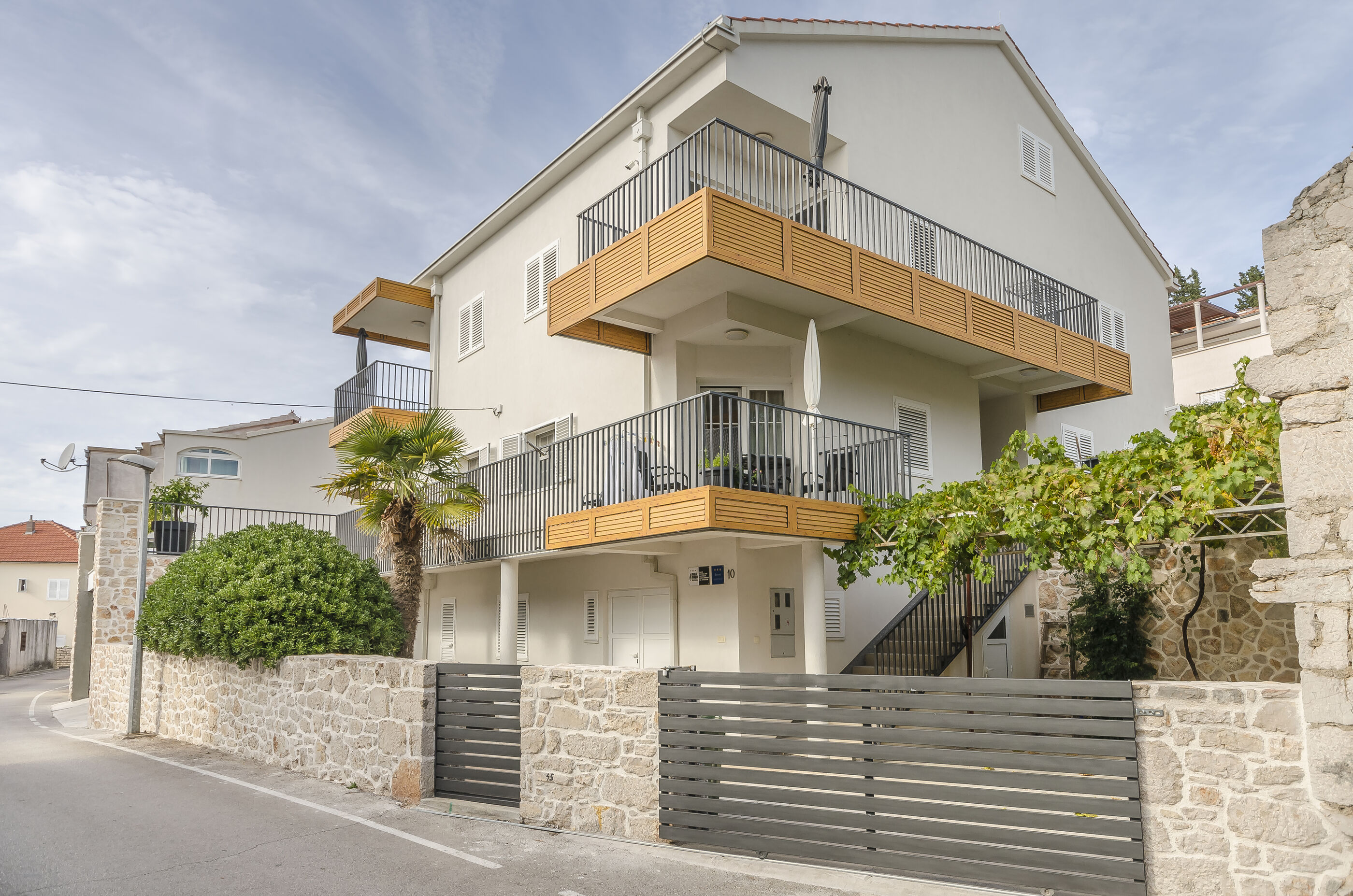 Apartments Tribunj Mali mago 38851-A1