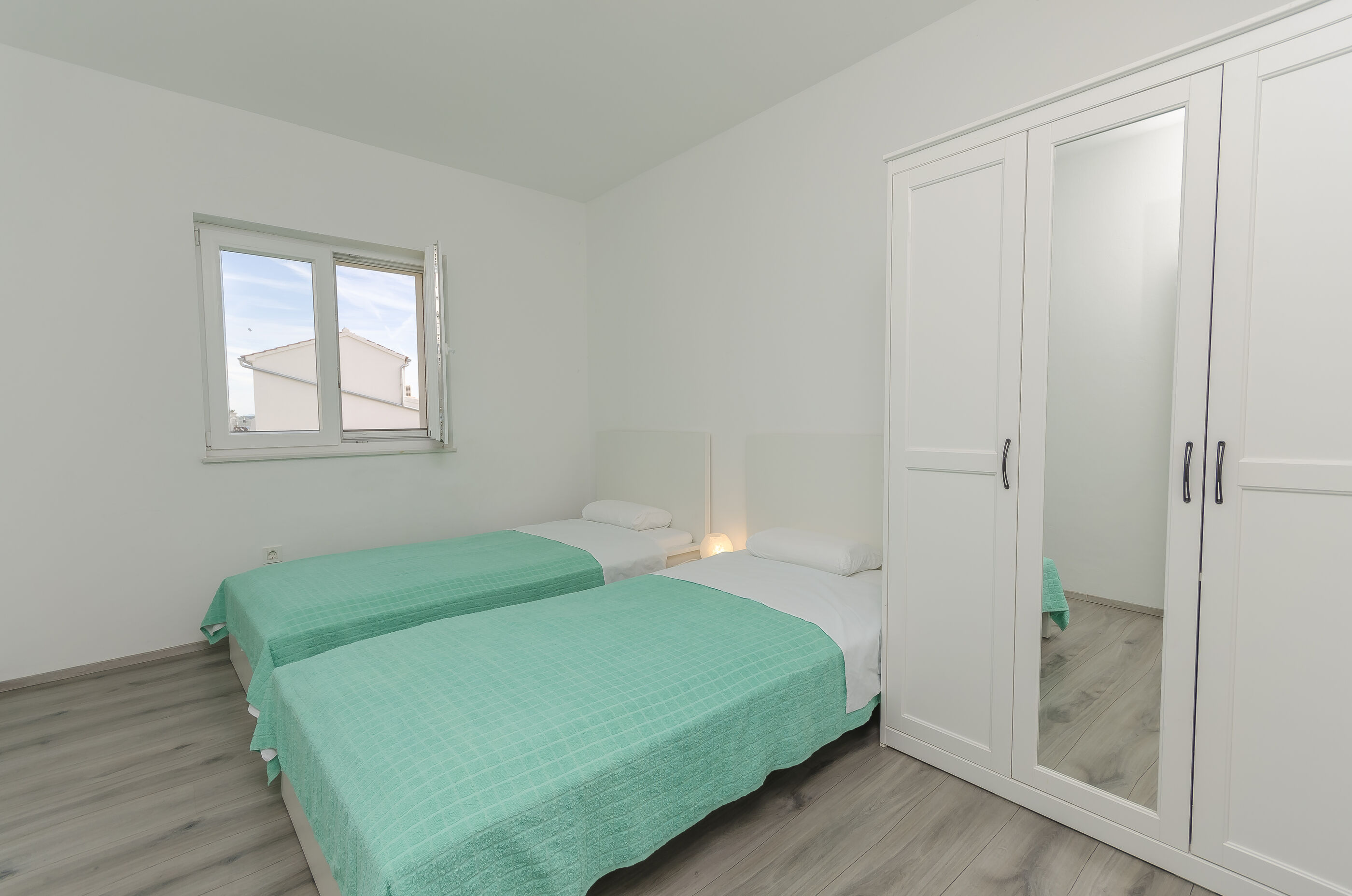 Apartments Tribunj Mali mago 38851-A4