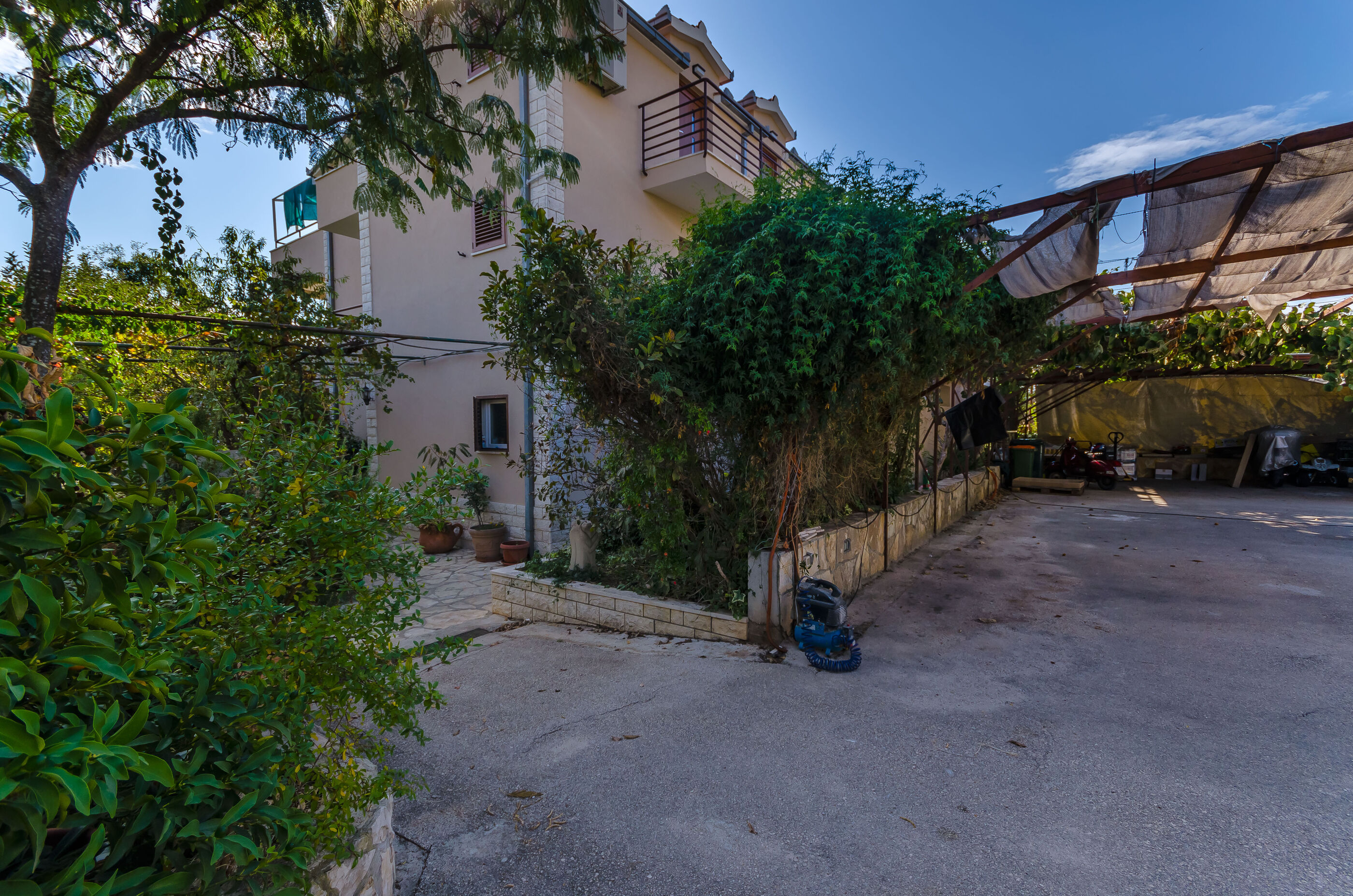 Apartments Milivoj 34421-A1