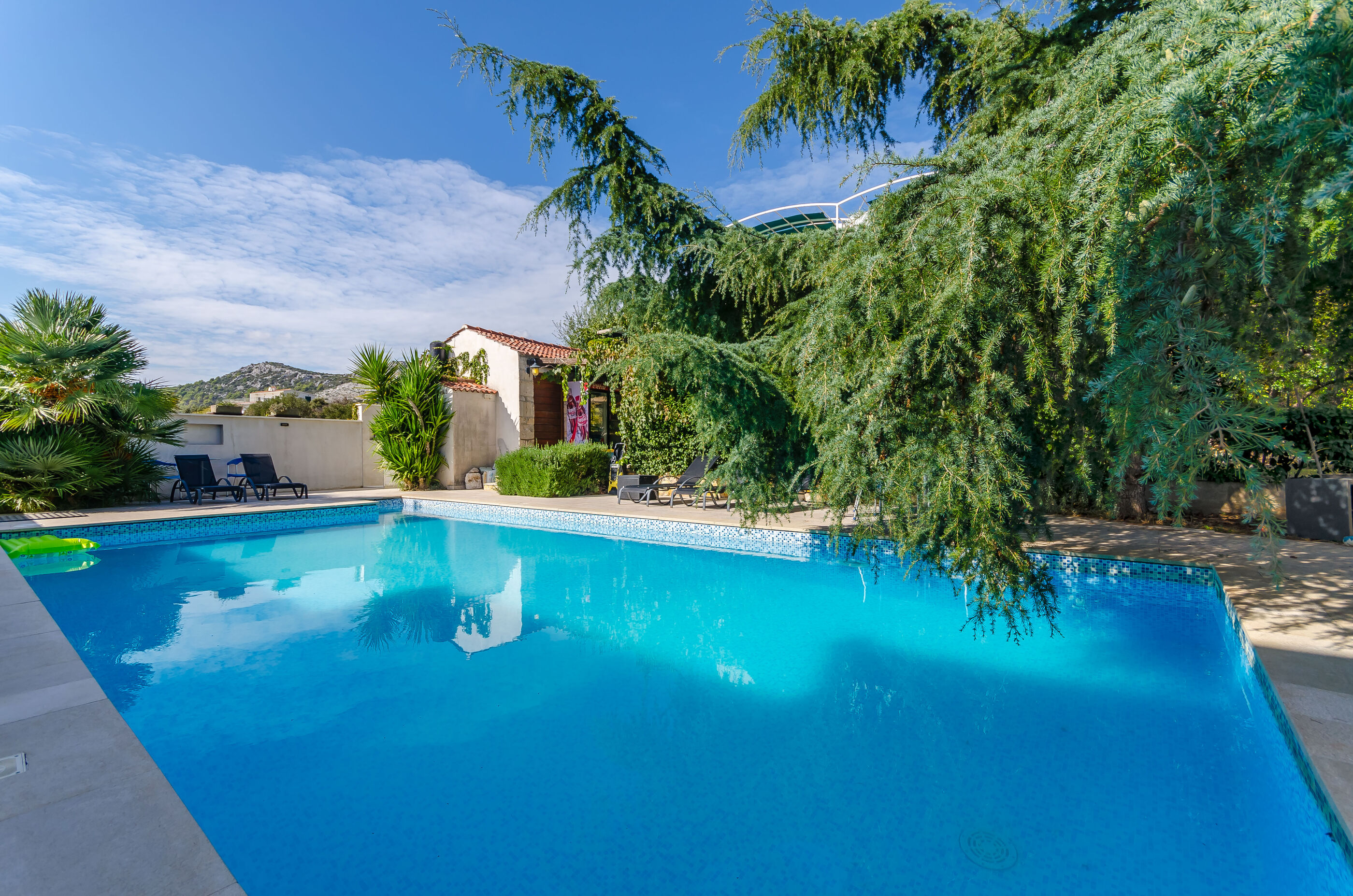 Apartments Milivoj 34421-A1