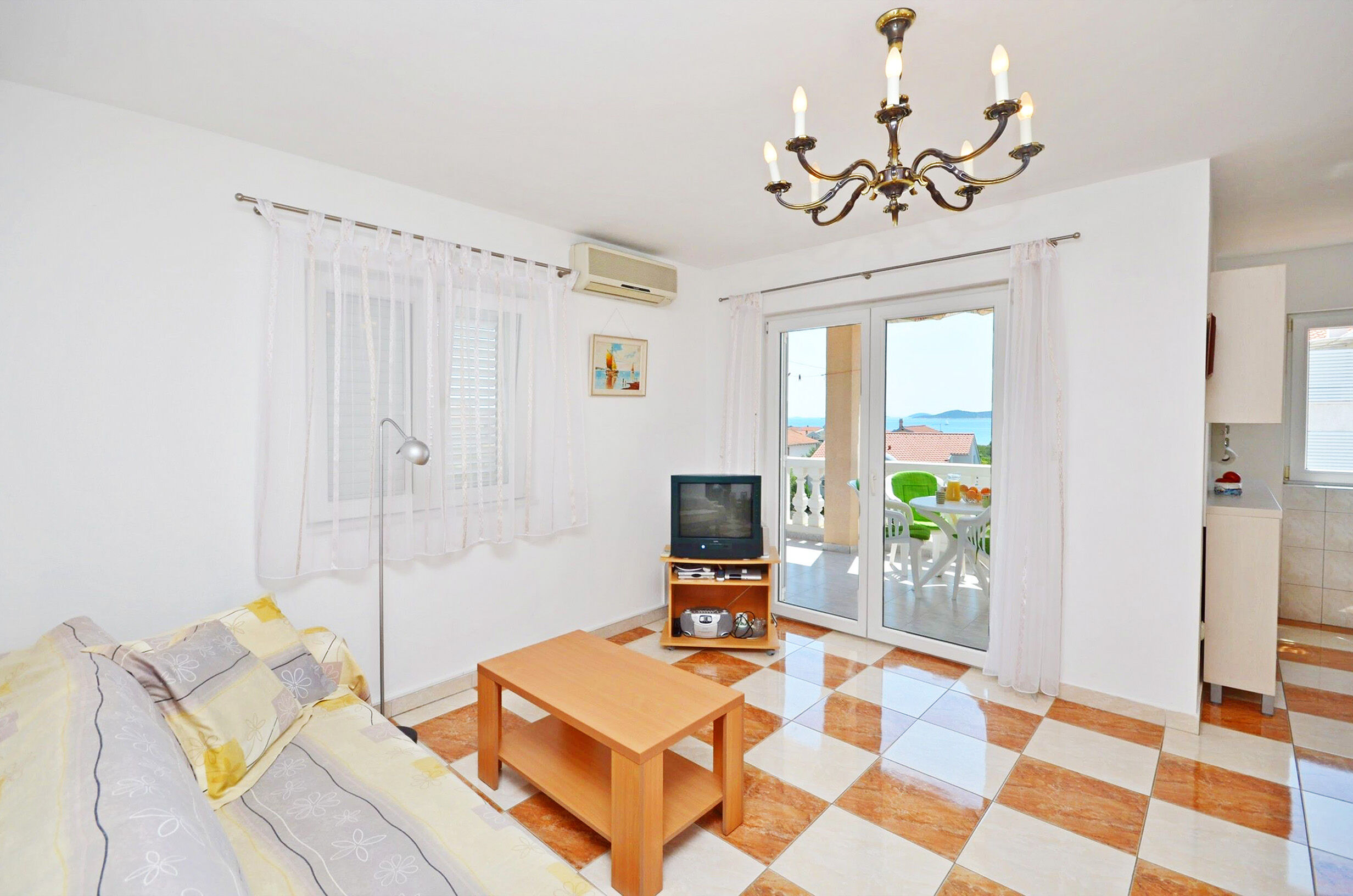 Apartment Dora 18251-A1