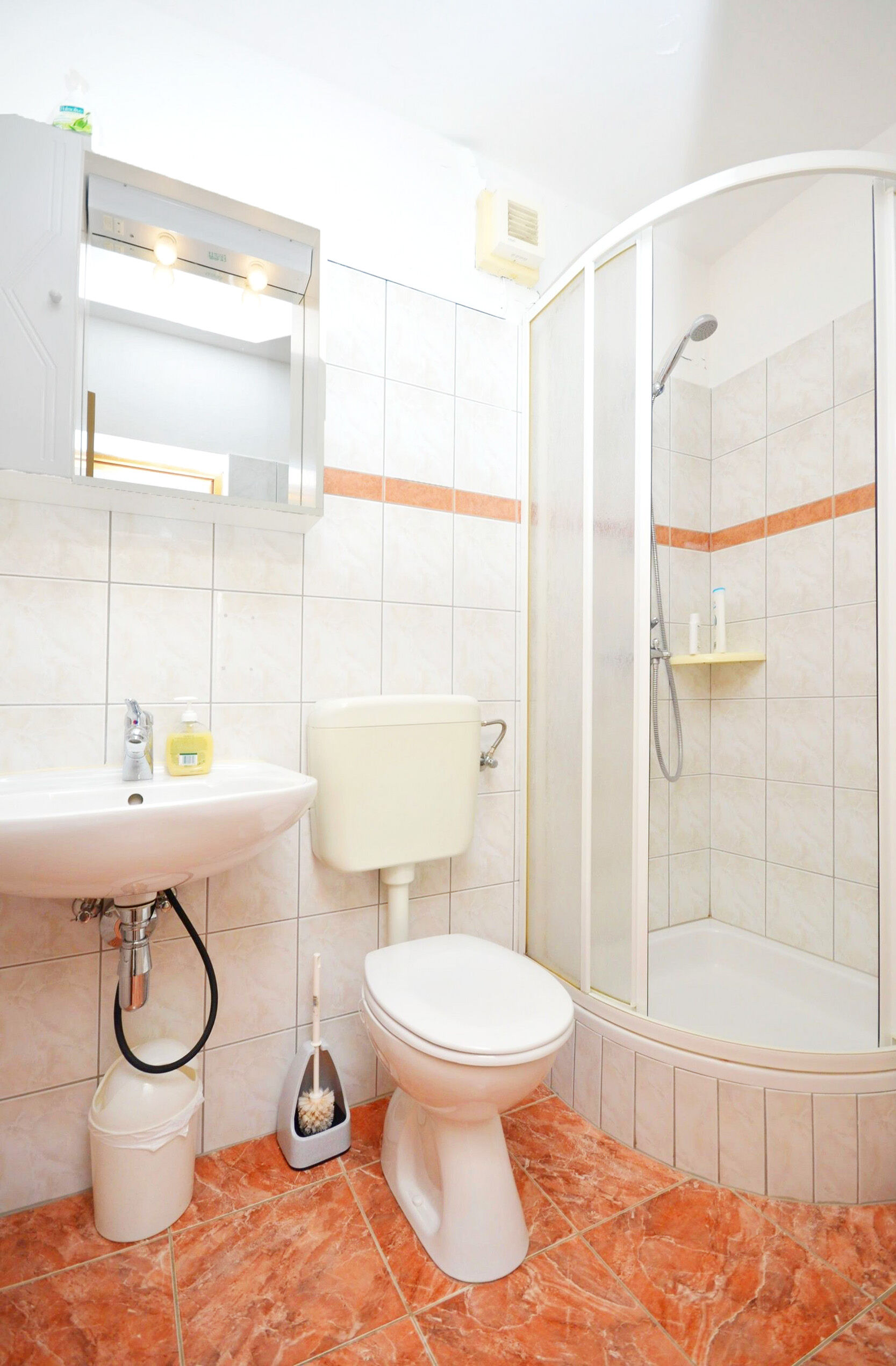 Apartment Dora 18251-A1