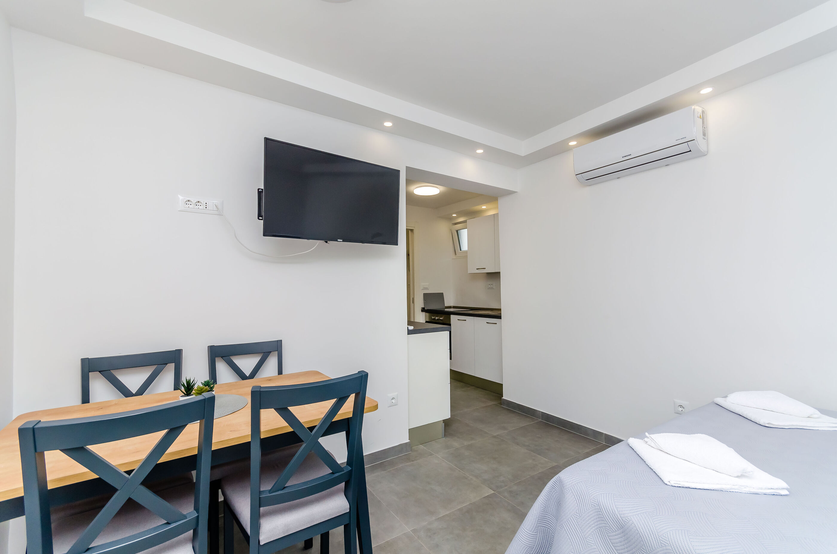 Apartments Milan 13571-A4