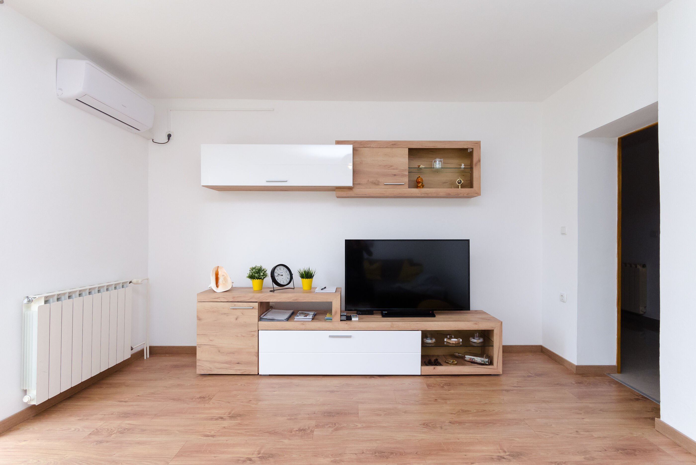 Apartment Ivona 89911-A1