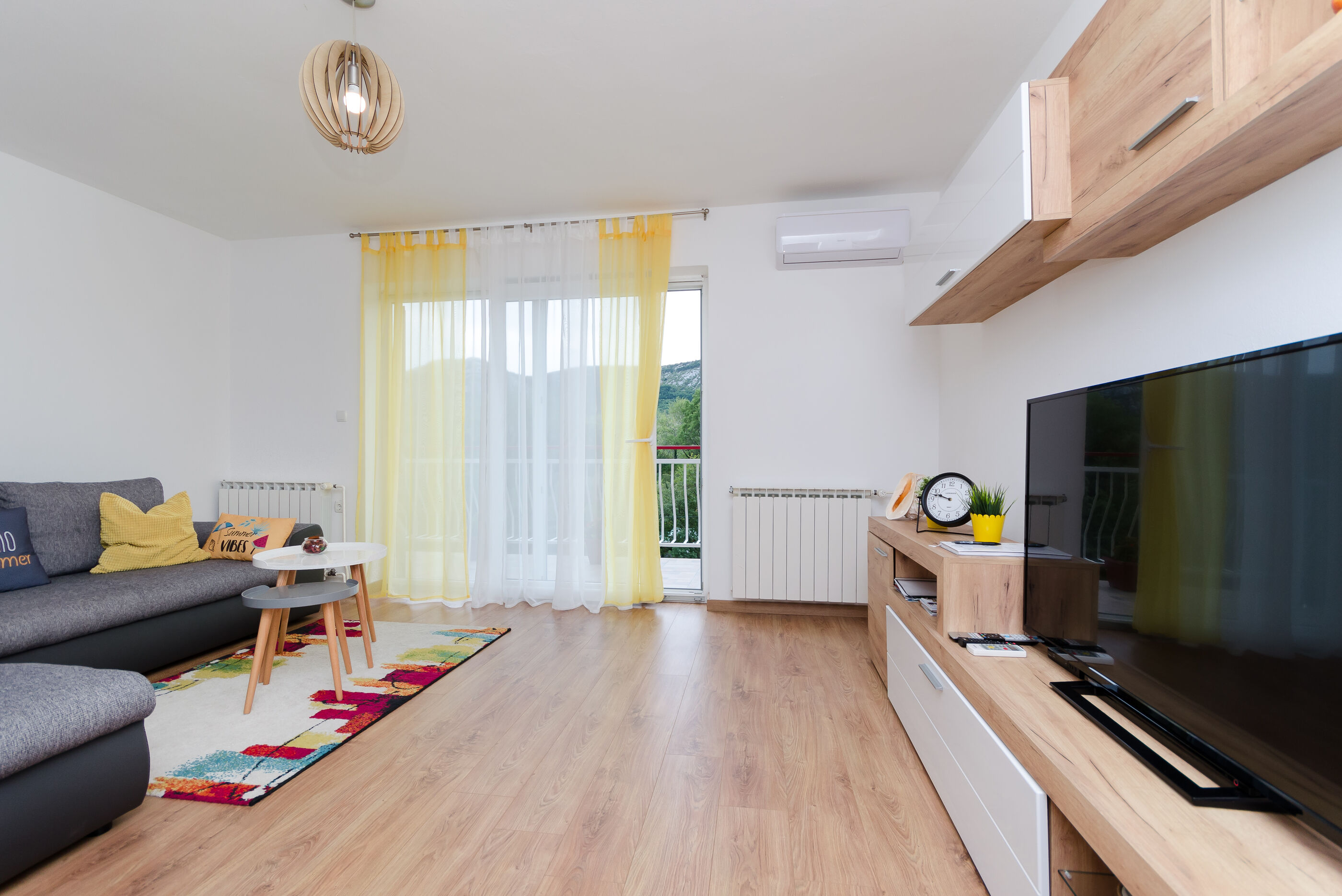Apartment Ivona 89911-A1