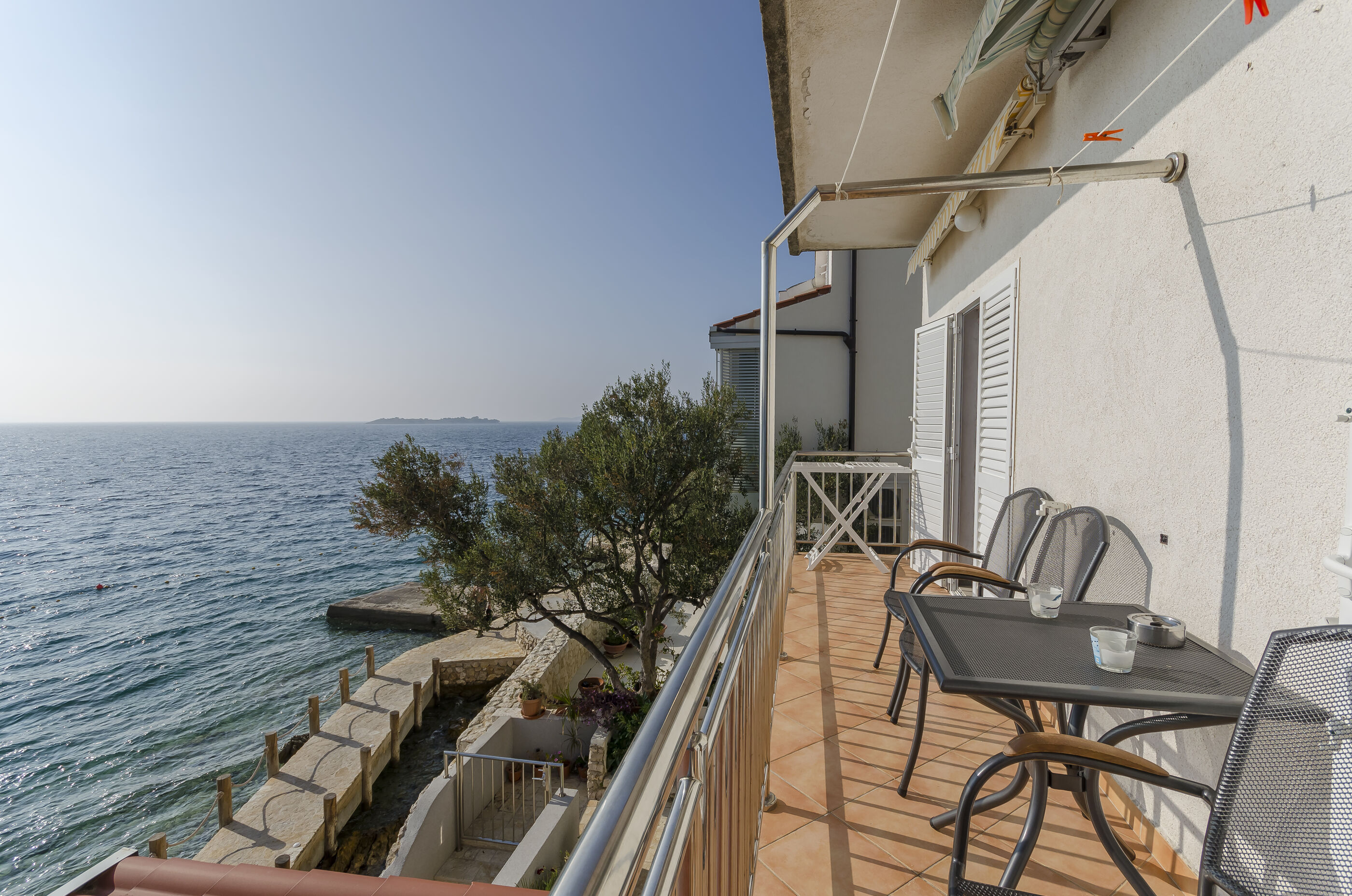 Apartment Slobodan by the sea 89661-A1