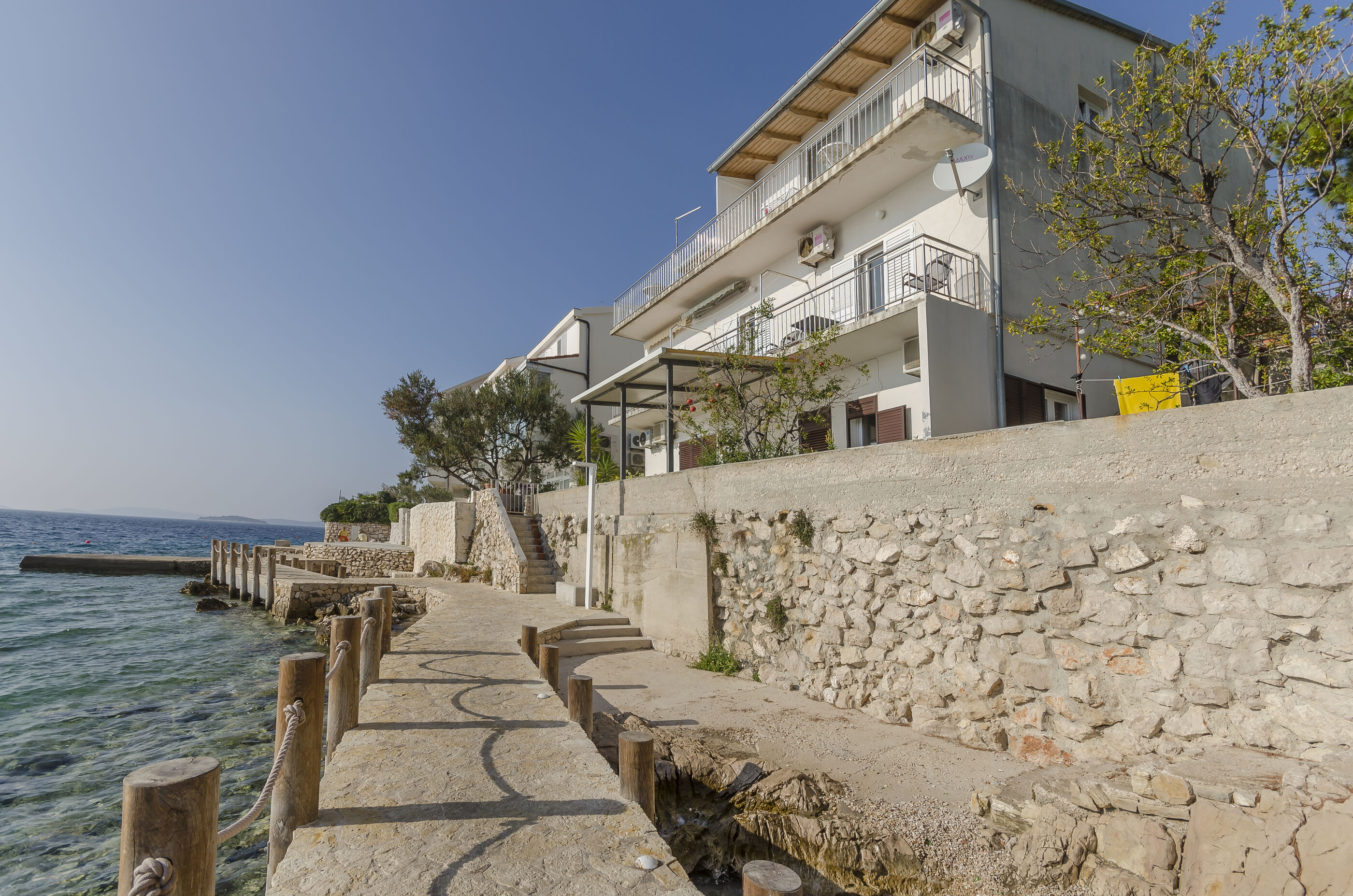 Apartment Slobodan by the sea 89661-A1