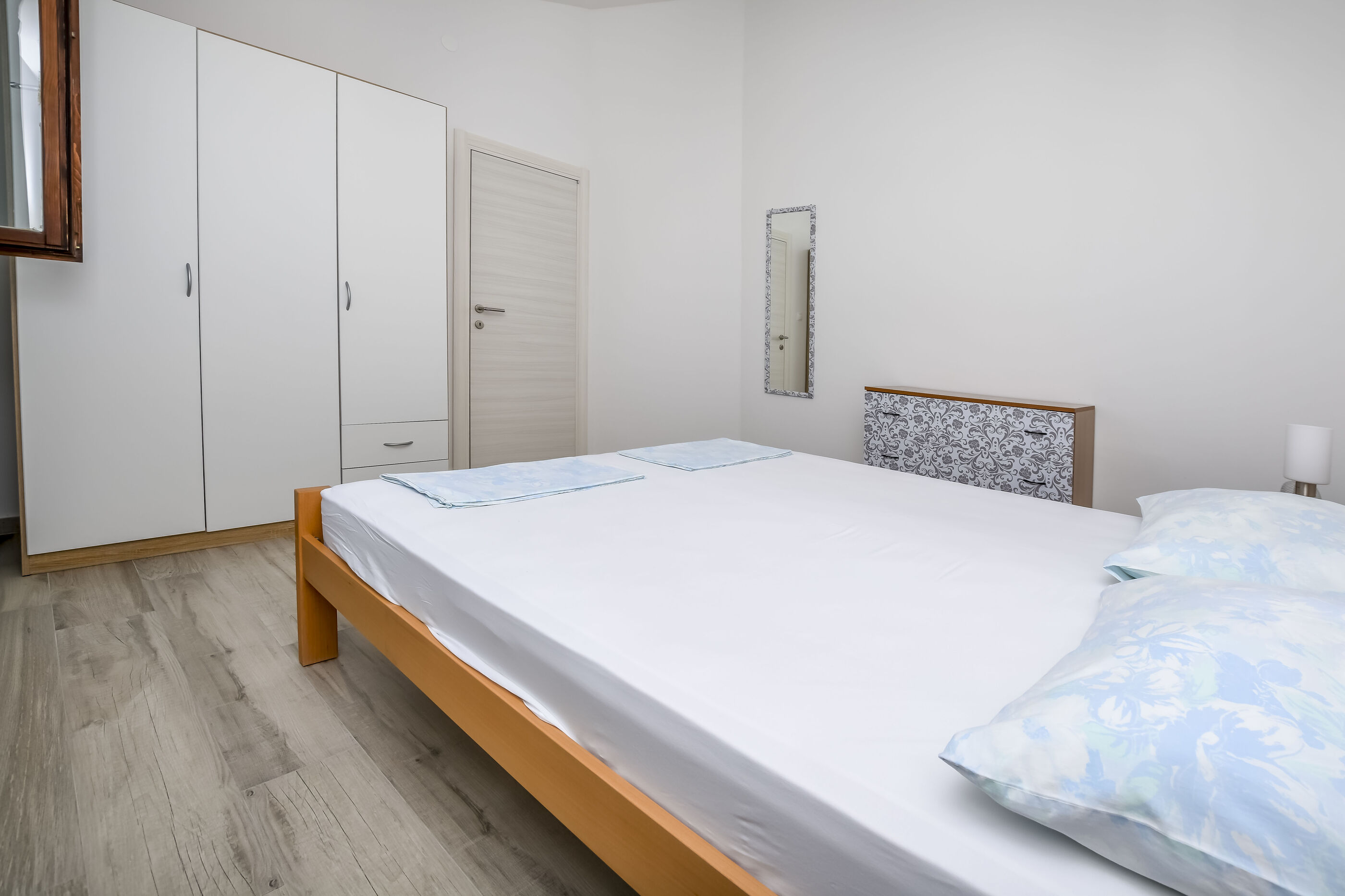 Apartments Sanda 12541-A3