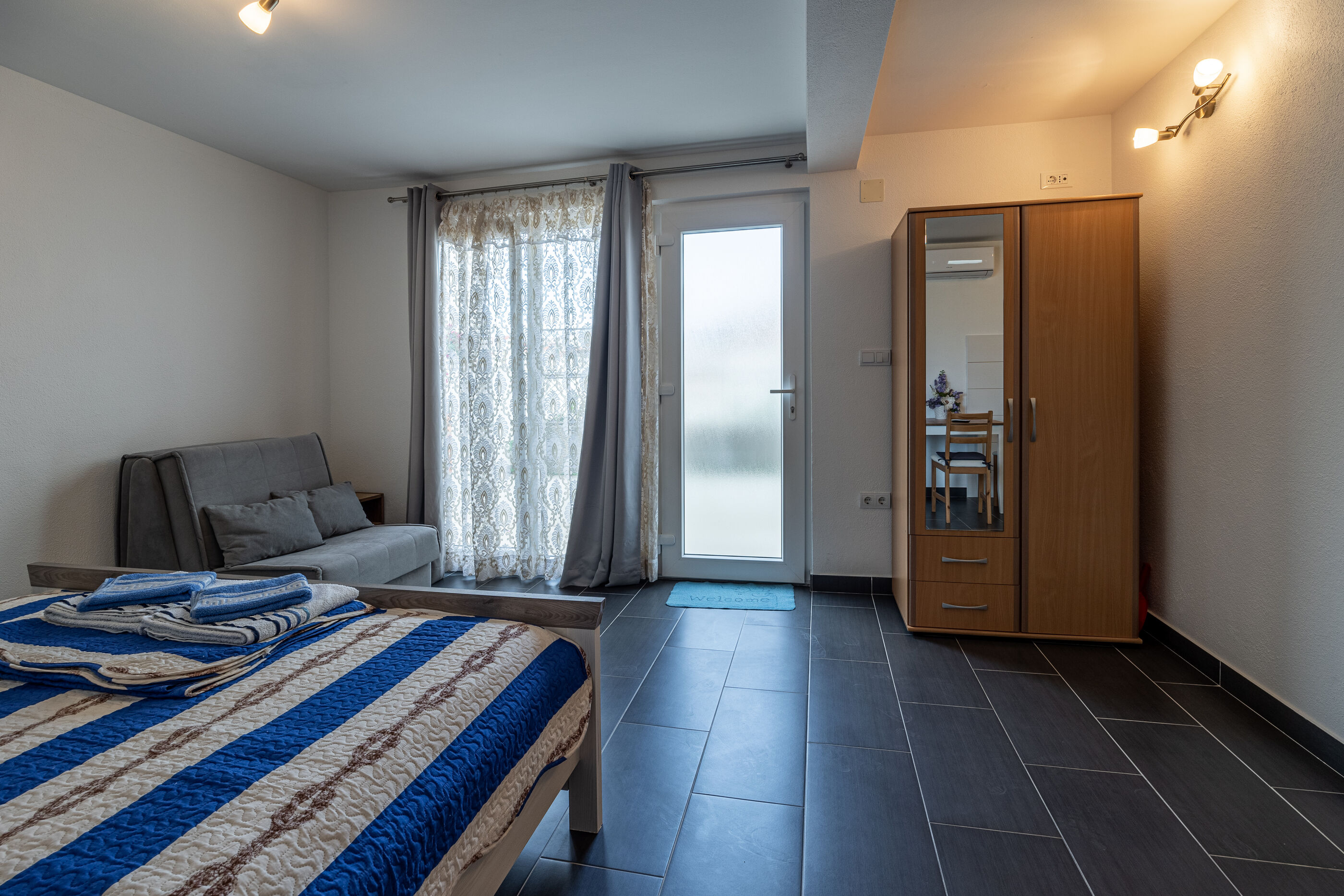 Apartments Small pleasure 89511-A1