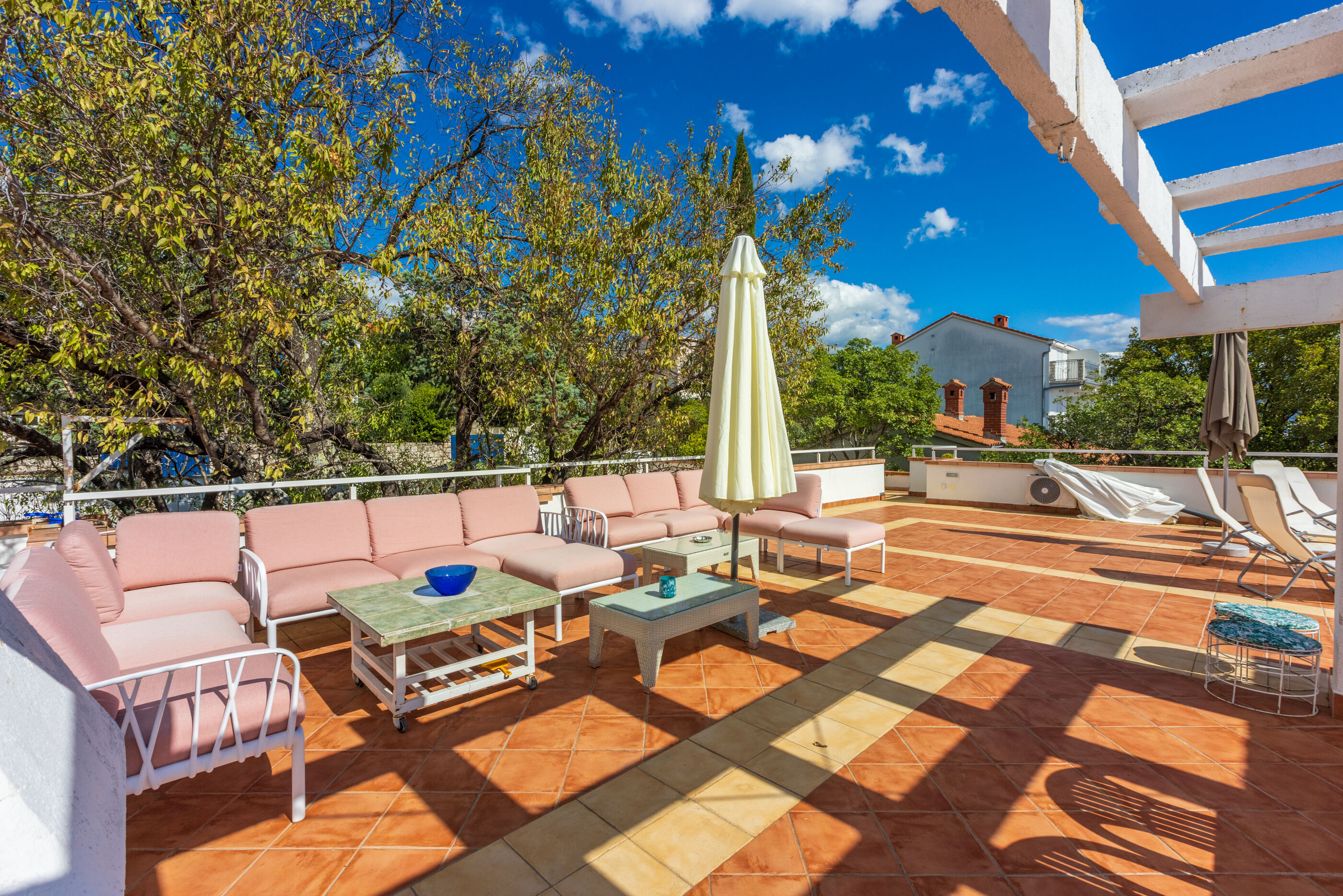 House VILLA VAHO 62634-A1