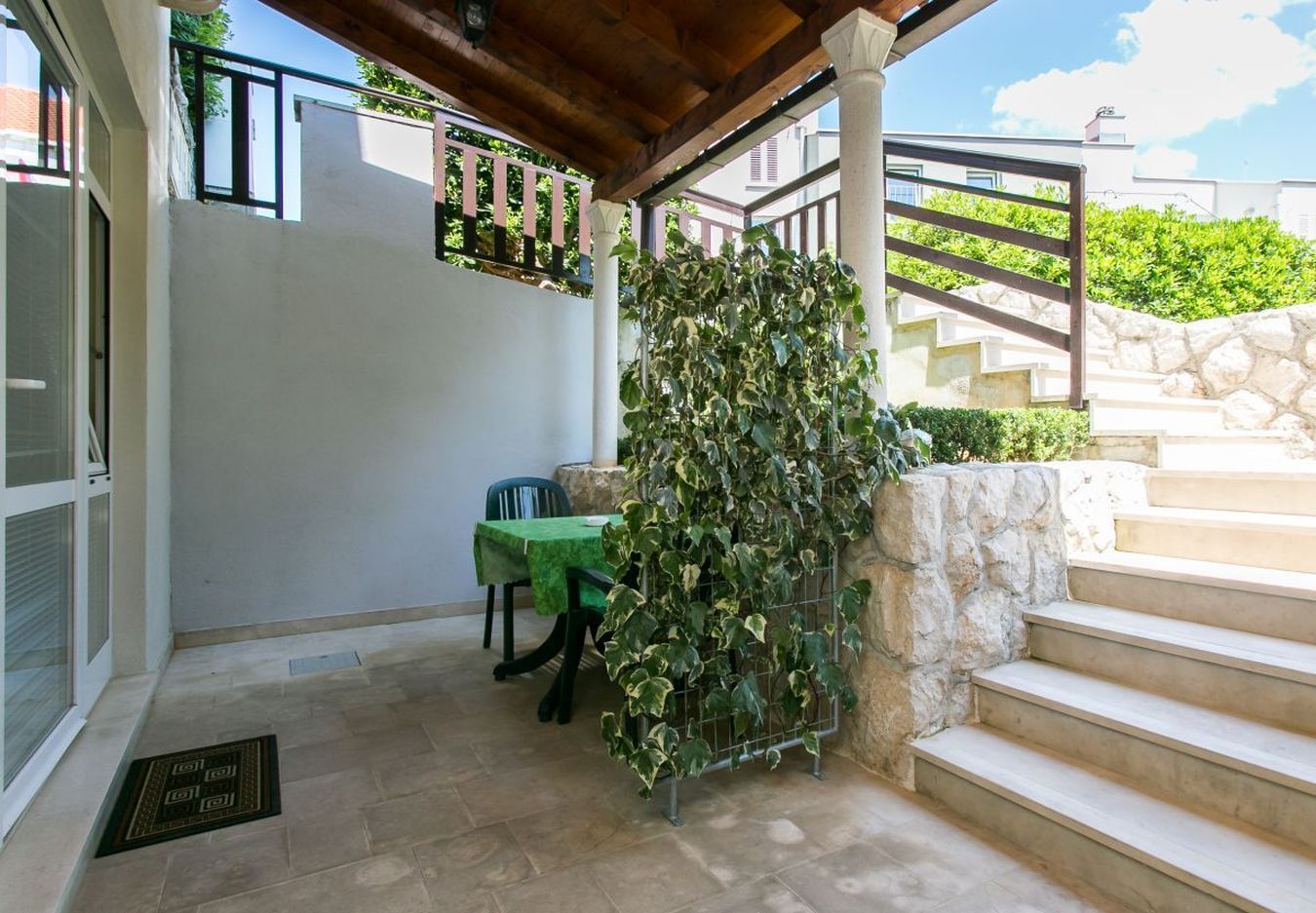 Apartments Milenko 52771-A3