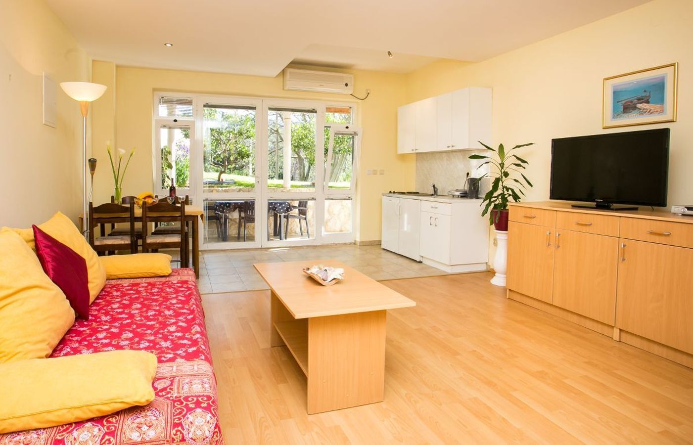 Apartments Milenko 52771-A2