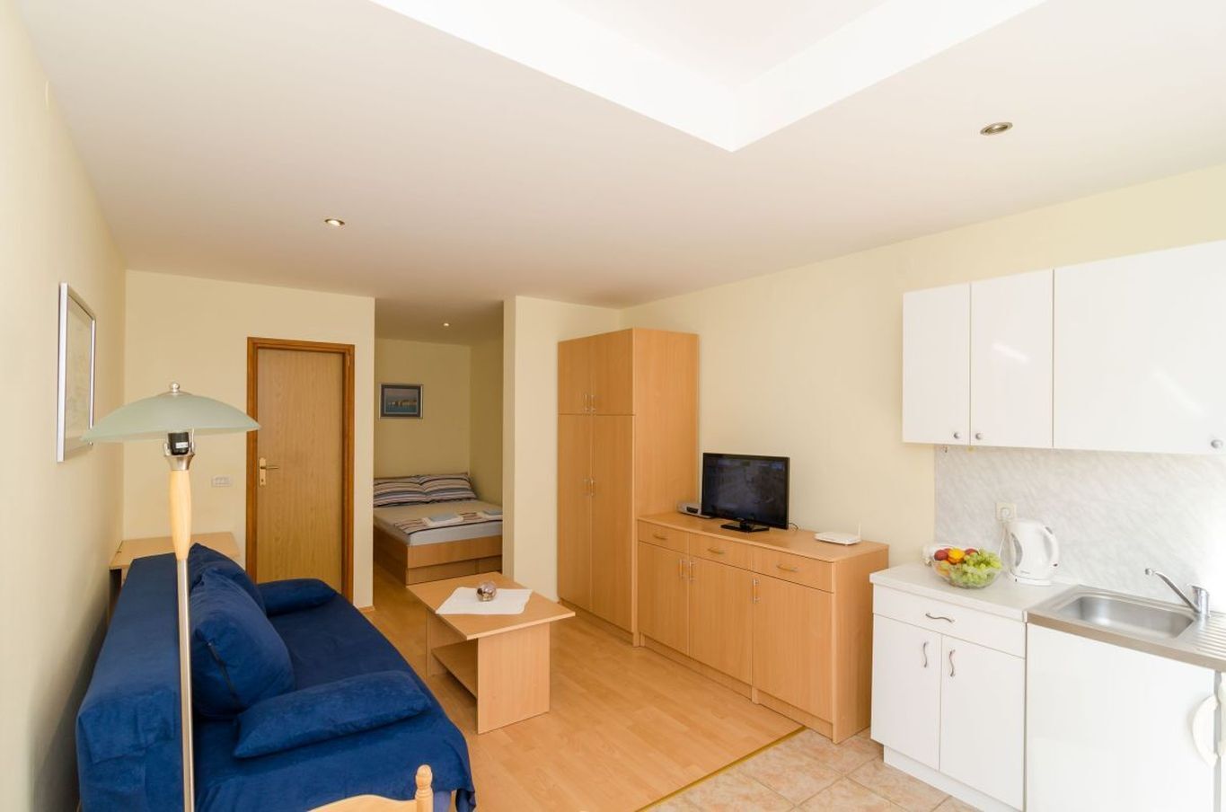 Apartments Milenko 52771-A1