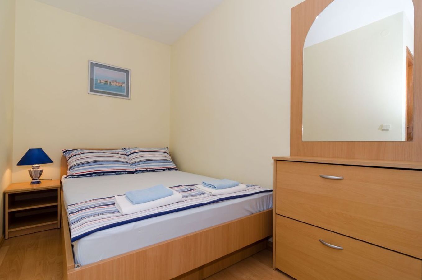 Apartments Milenko 52771-A1