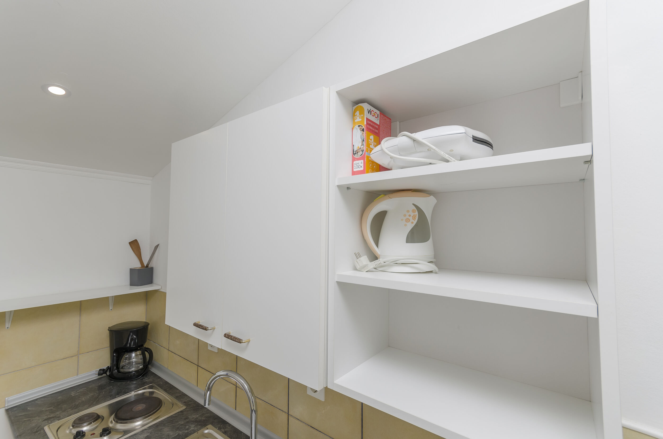 Apartments and Rooms On the Beach 10711-A1