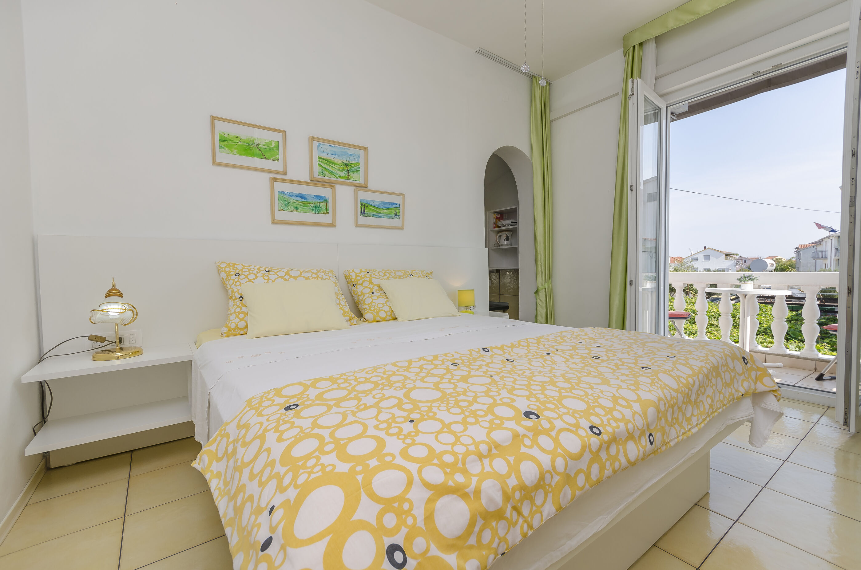 Apartments and Rooms On the Beach 10711-A1