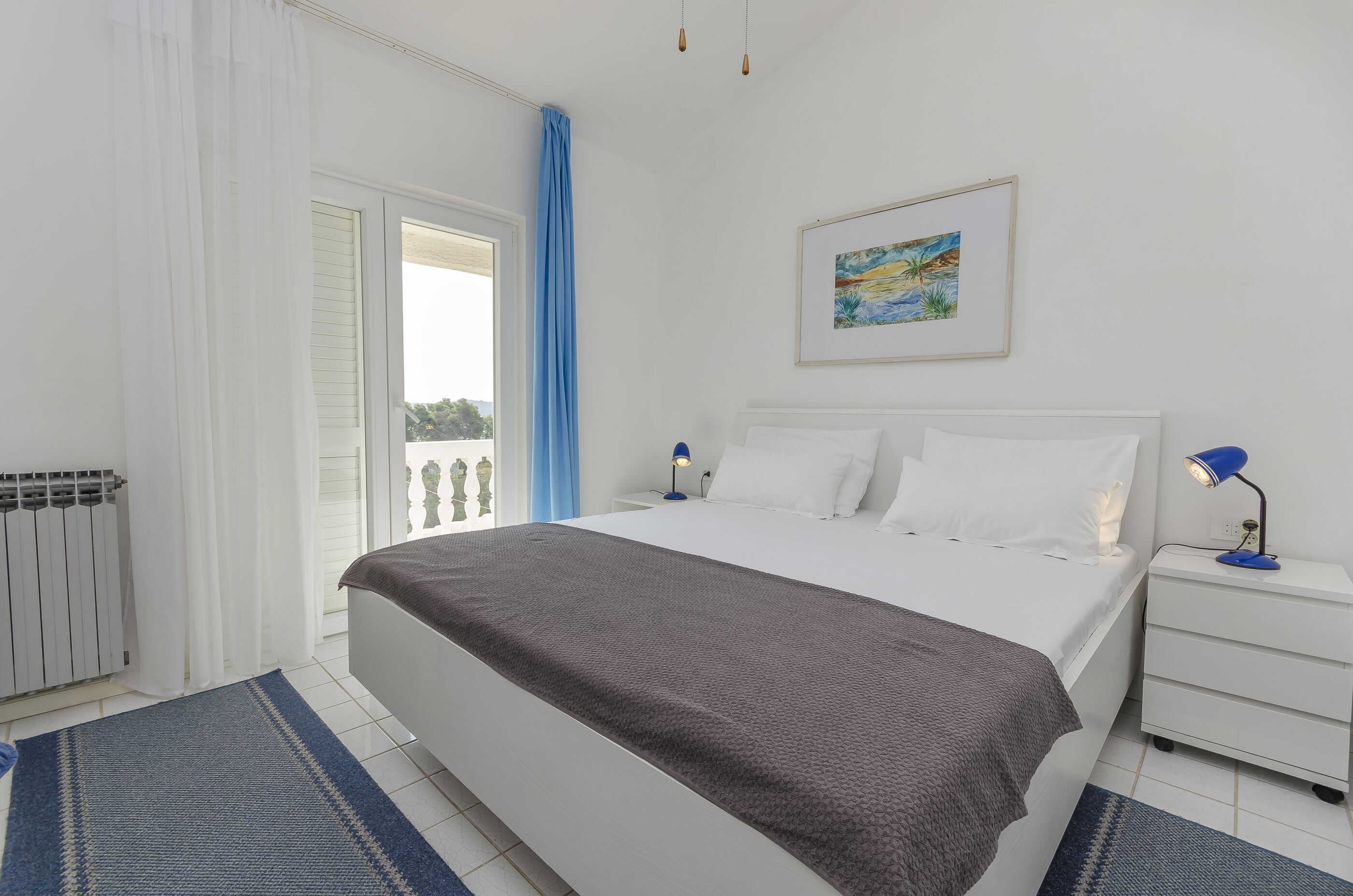 Apartments and Rooms On the Beach 10711-A4