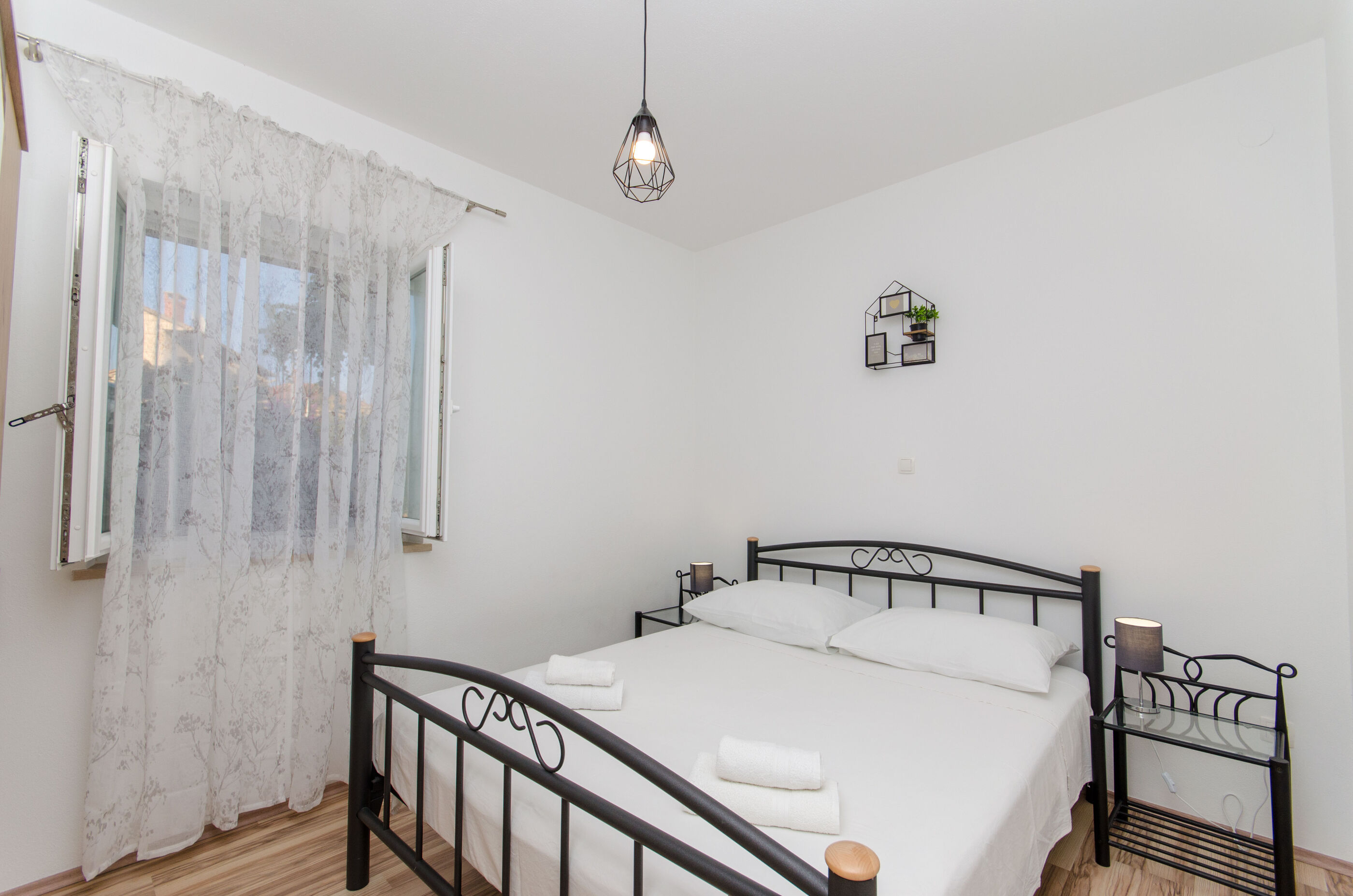 Apartments Marina 33892-A1