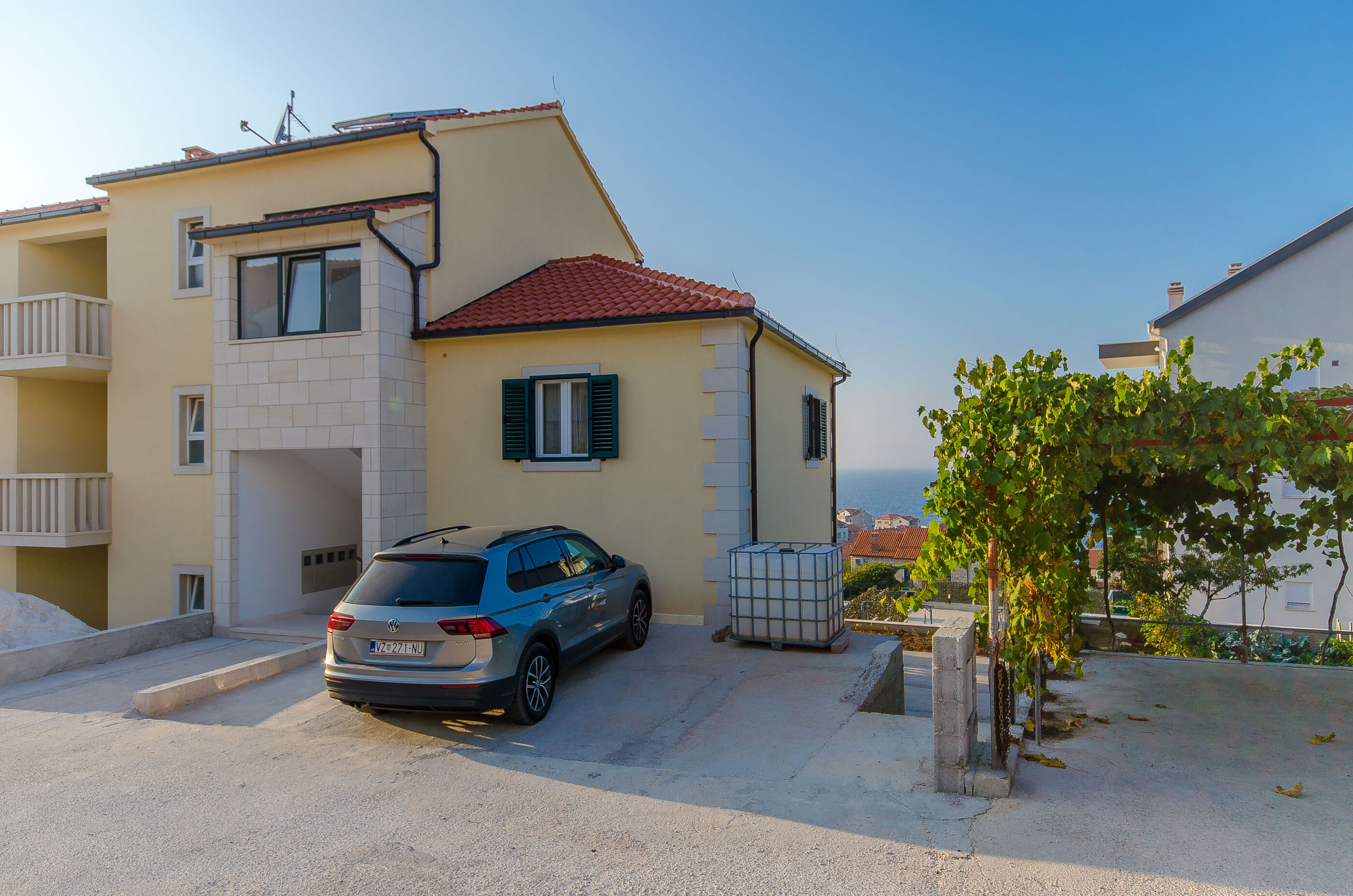 Apartments Marina 33892-A1