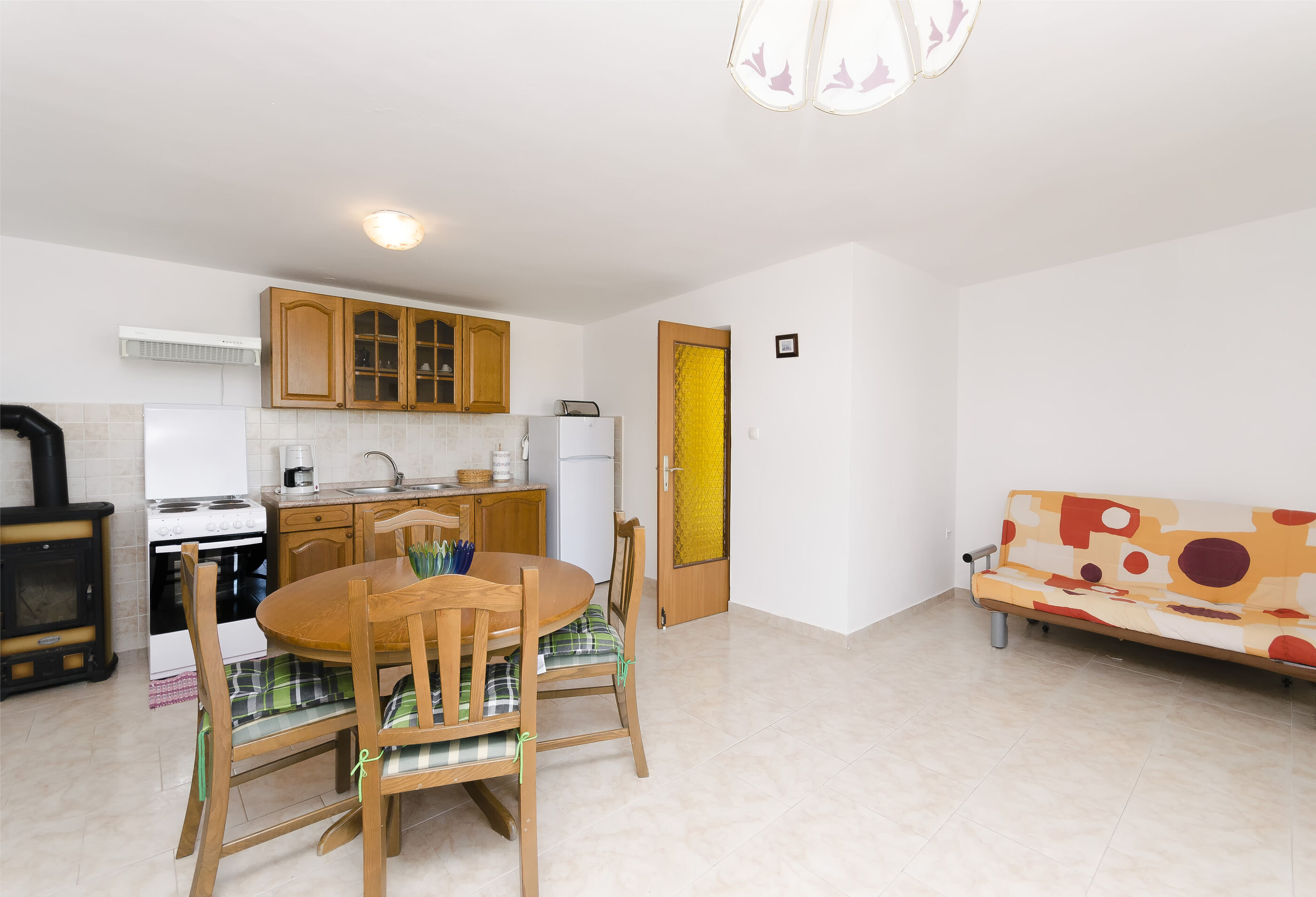 Apartments Jerko 89601-A2