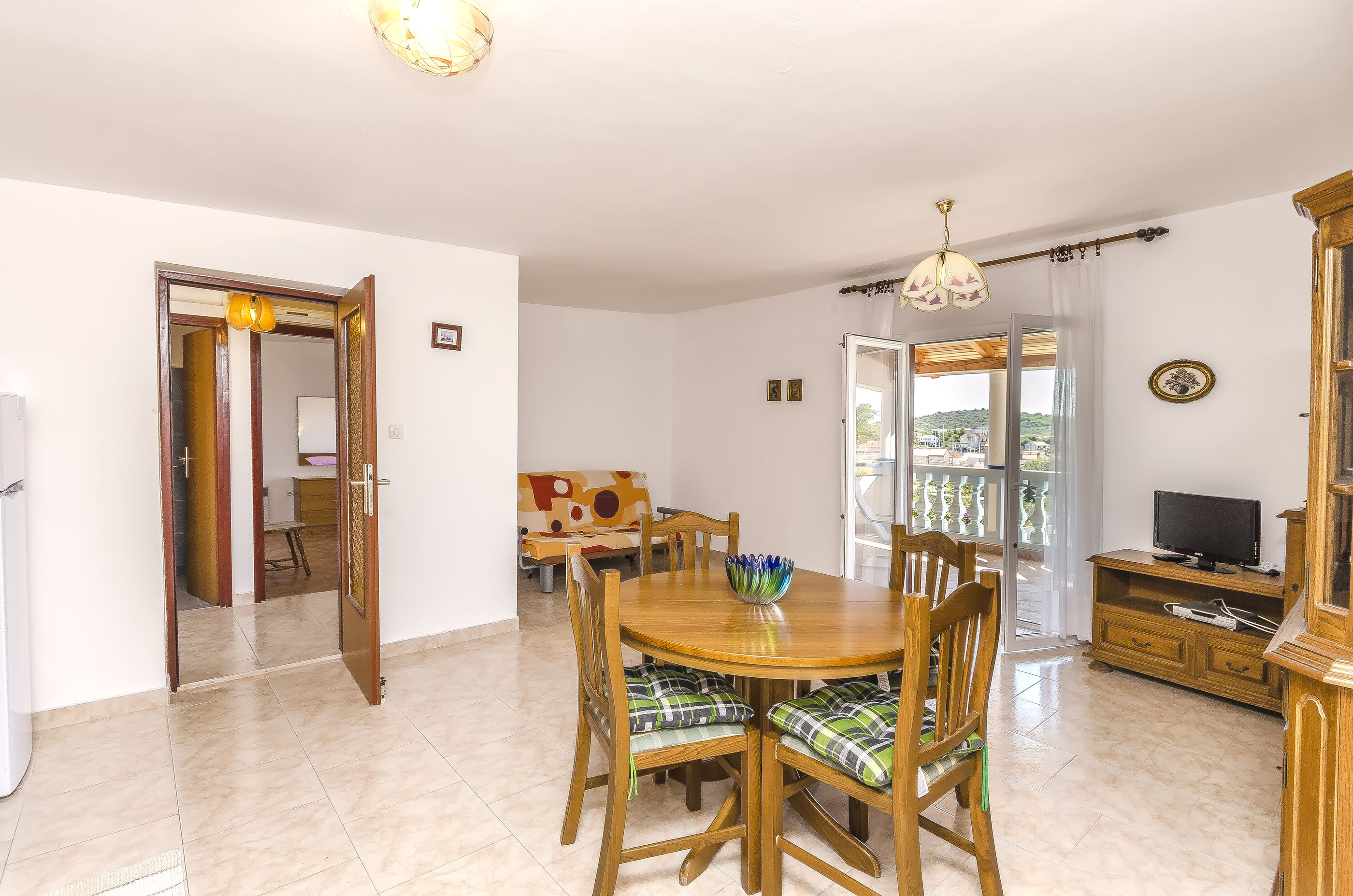 Apartments Jerko 89601-A2