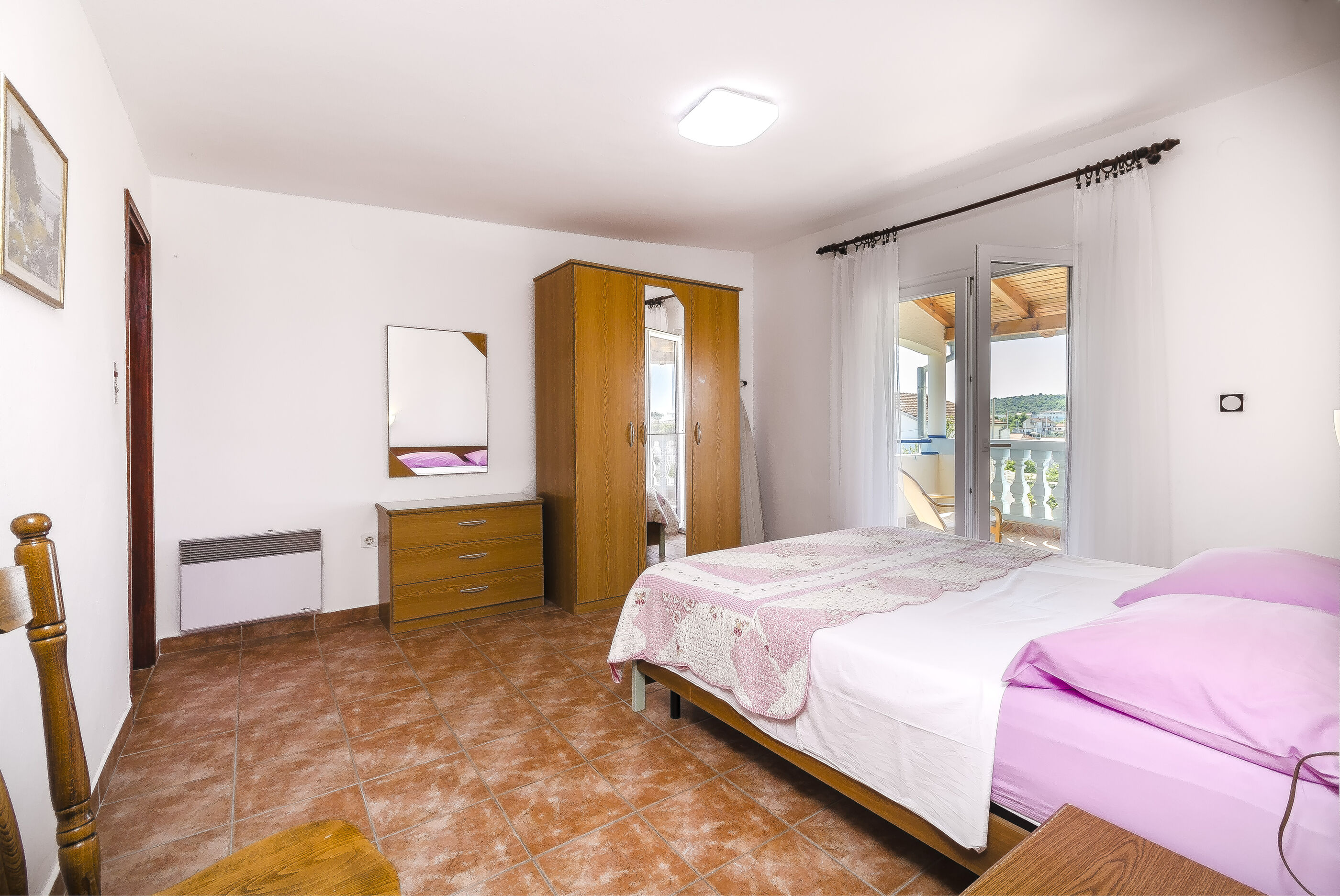 Apartments Jerko 89601-A2