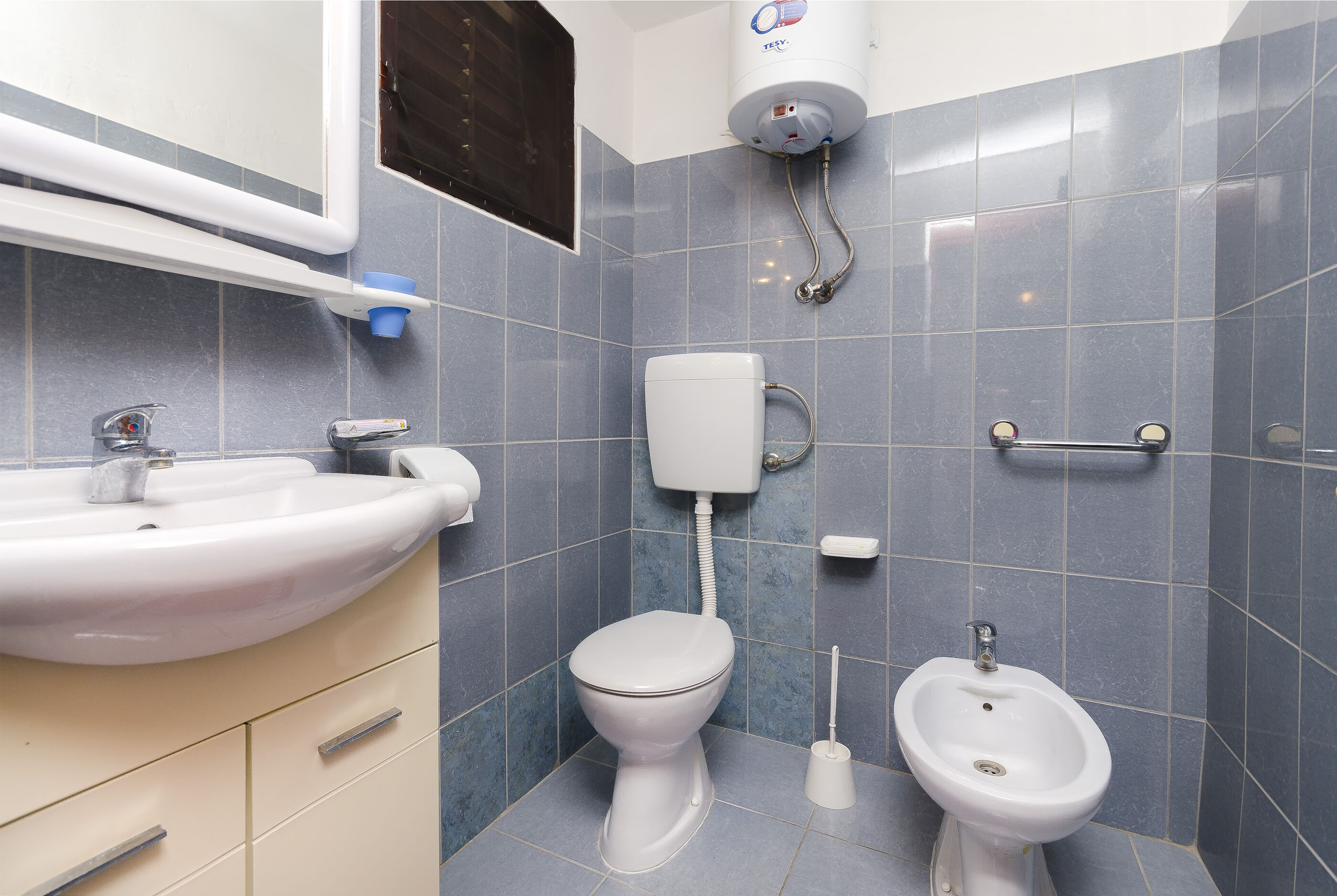 Apartments Jerko 89601-A2