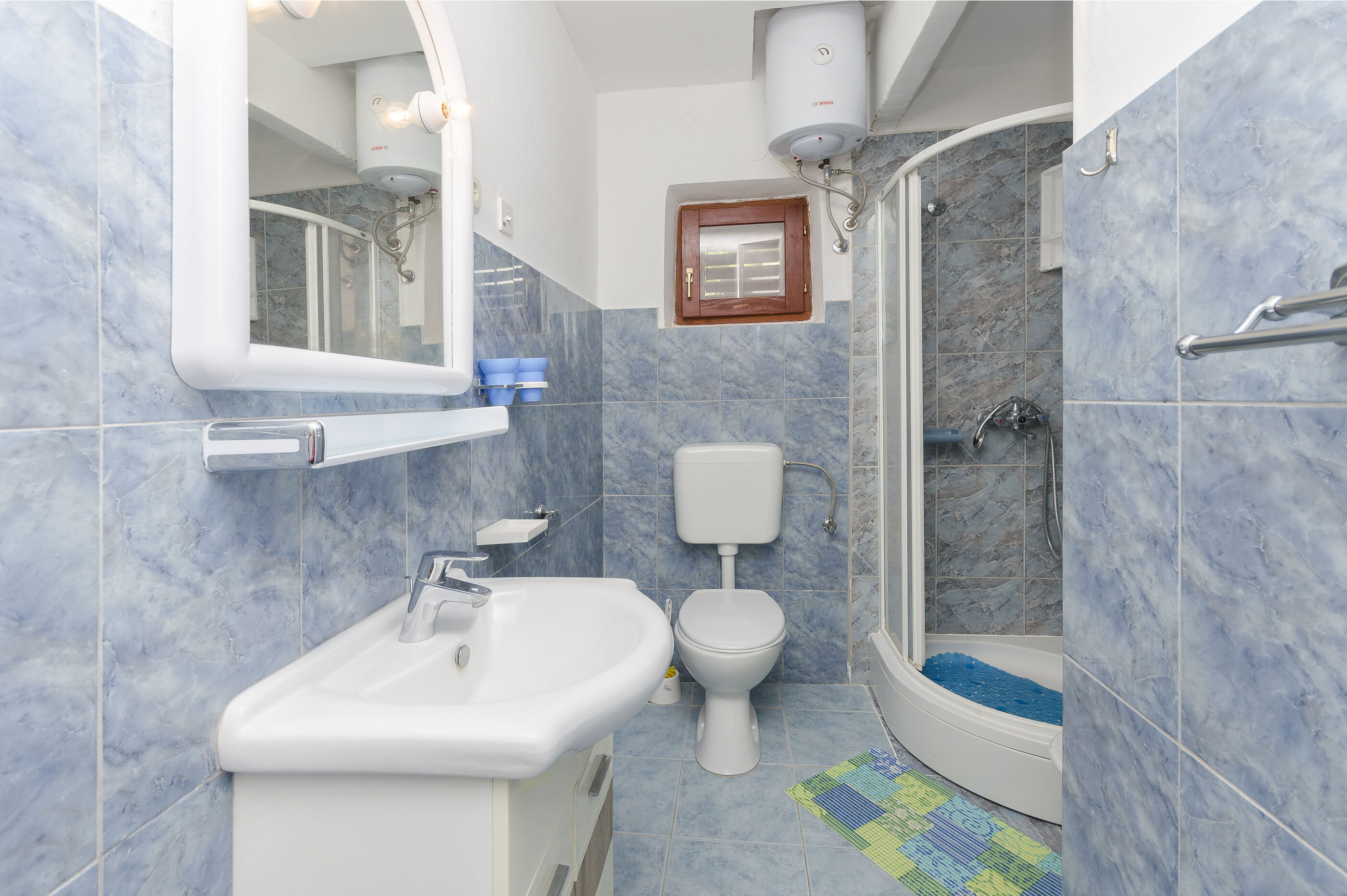 Apartments Jerko 89601-A1