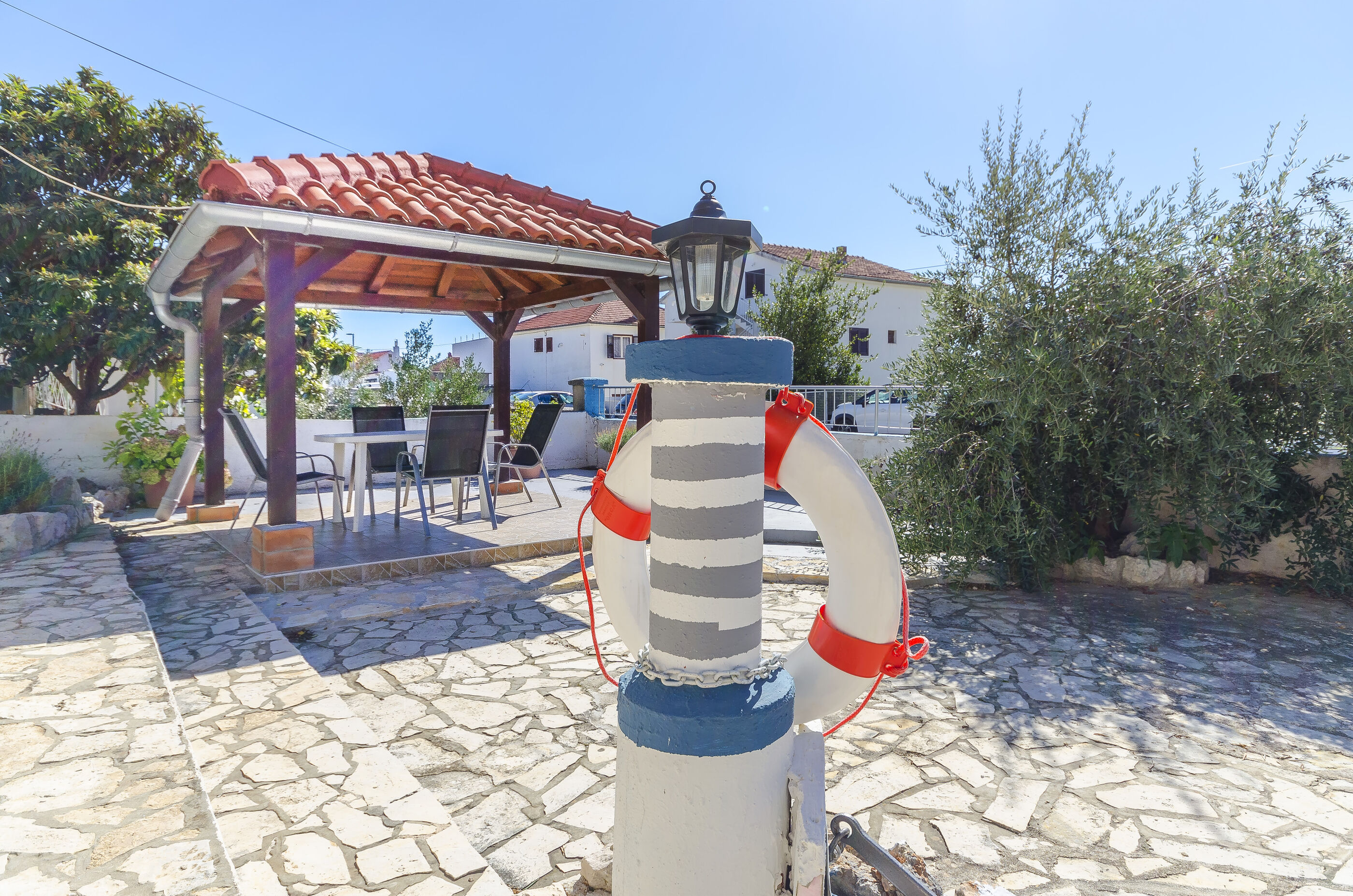 Apartments Jerko 89601-A1