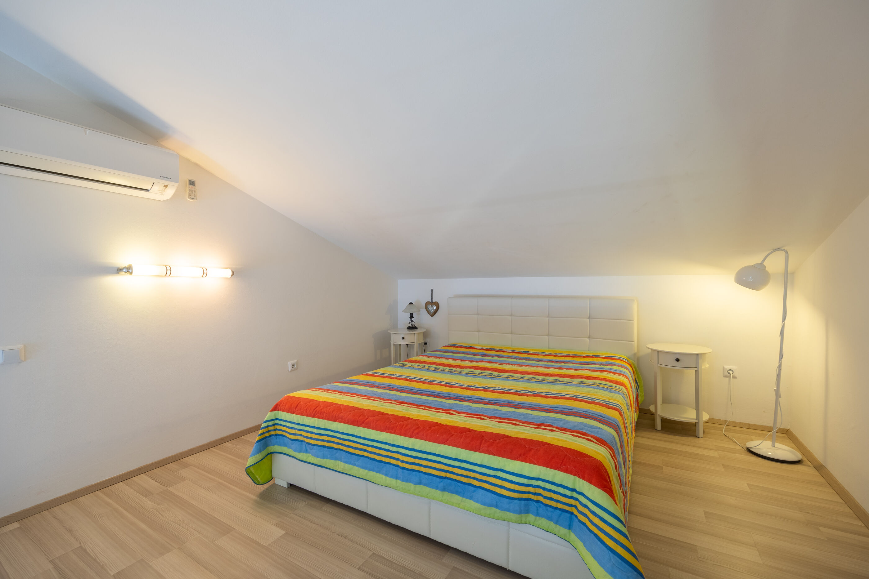 Apartments Perfect place 89521-A4