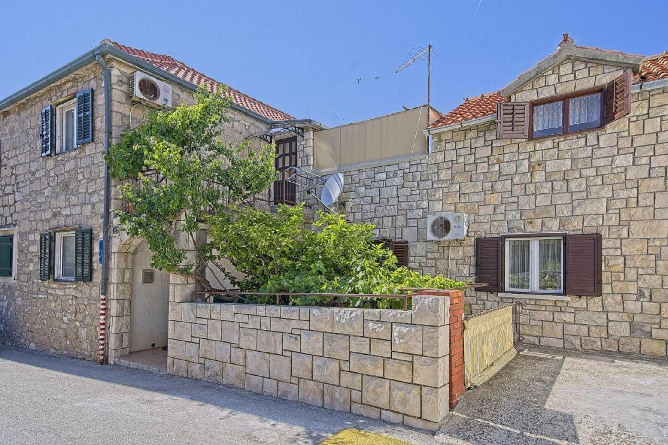 Apartments Lucija 89761-A1