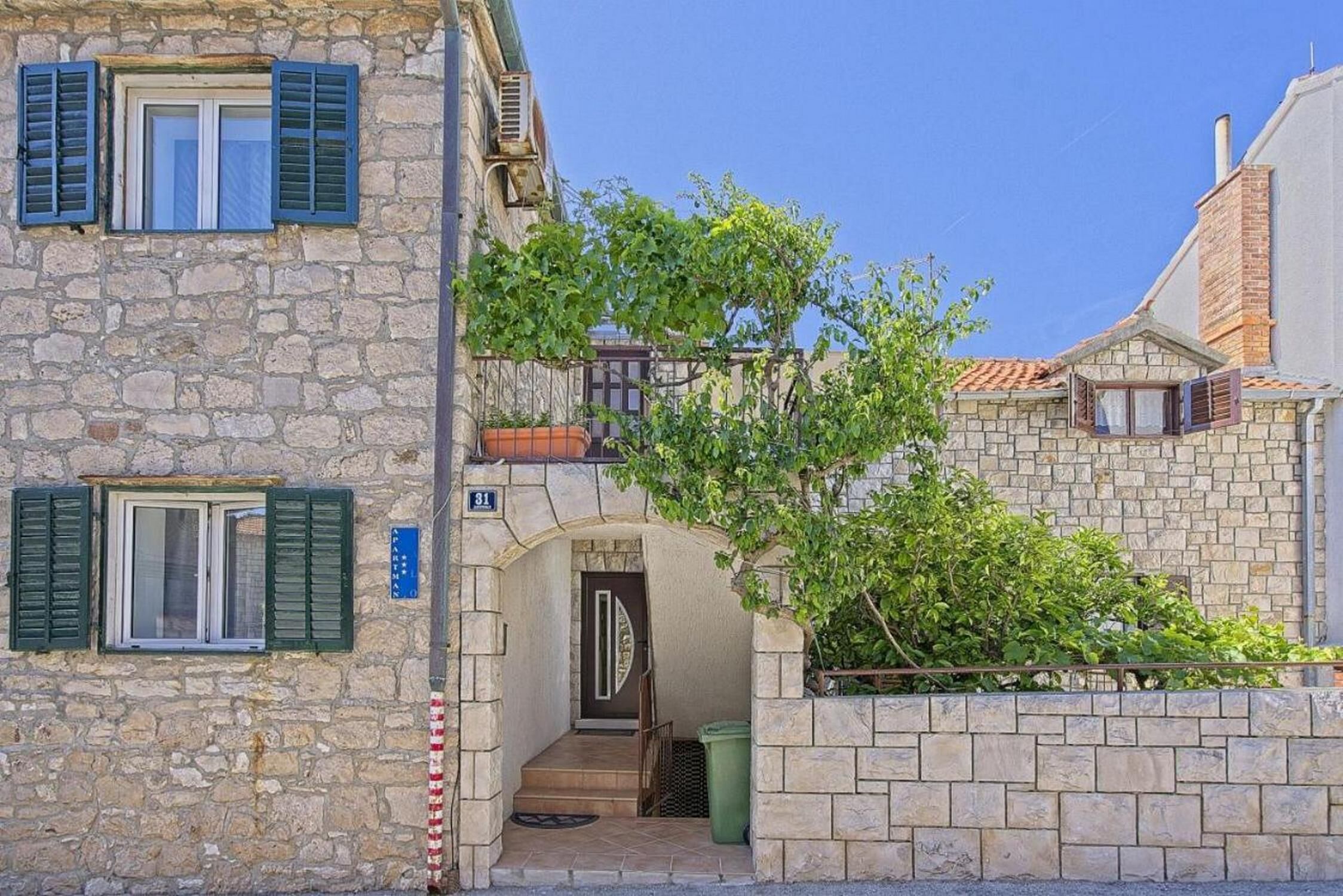 Apartments Lucija 89761-A1