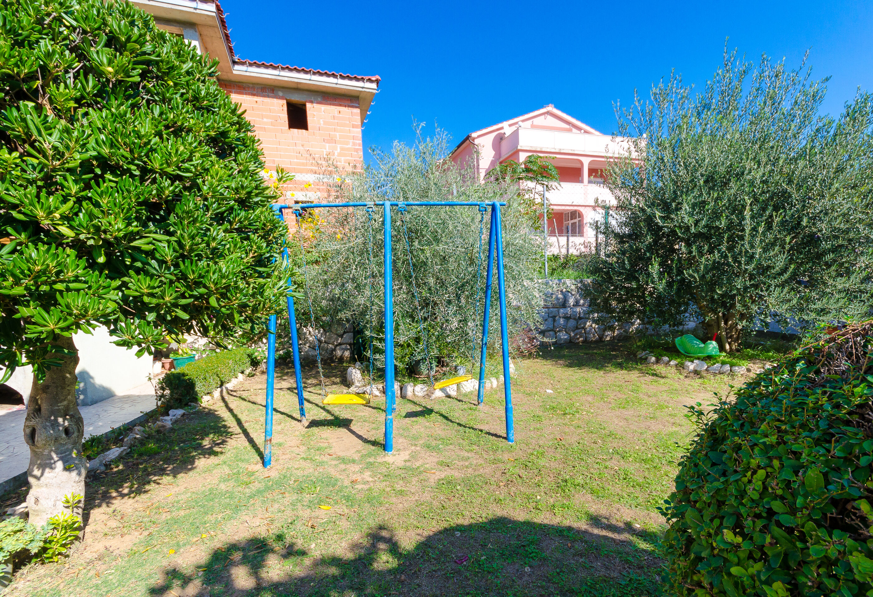 Apartments Ljubica J 89951-A1